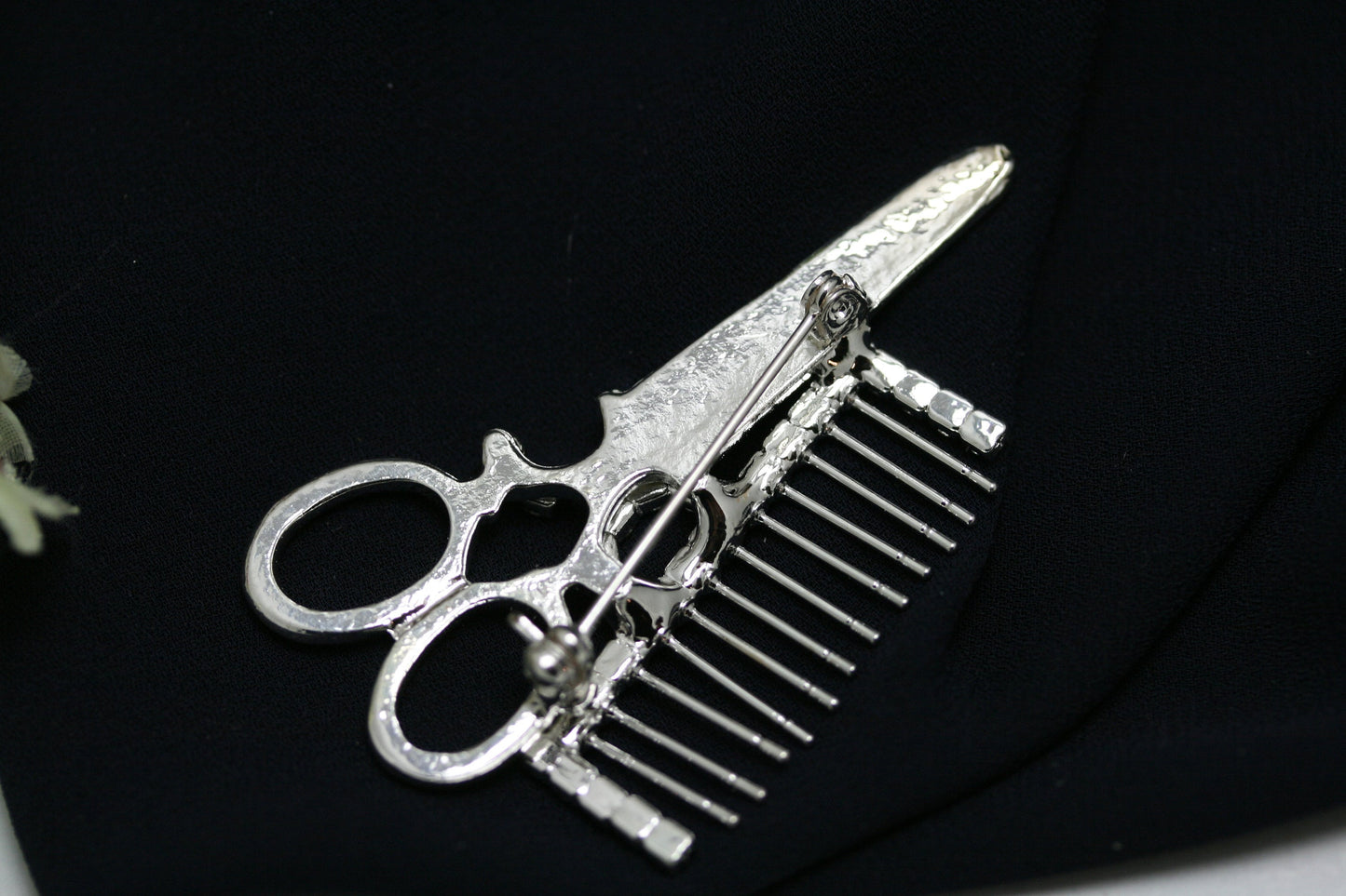 SCISSORS/COMB (Crystal/Silver) Rhinestone Brooch Pin, Hair Solon Accessories, Hairdresser Pin Stylist