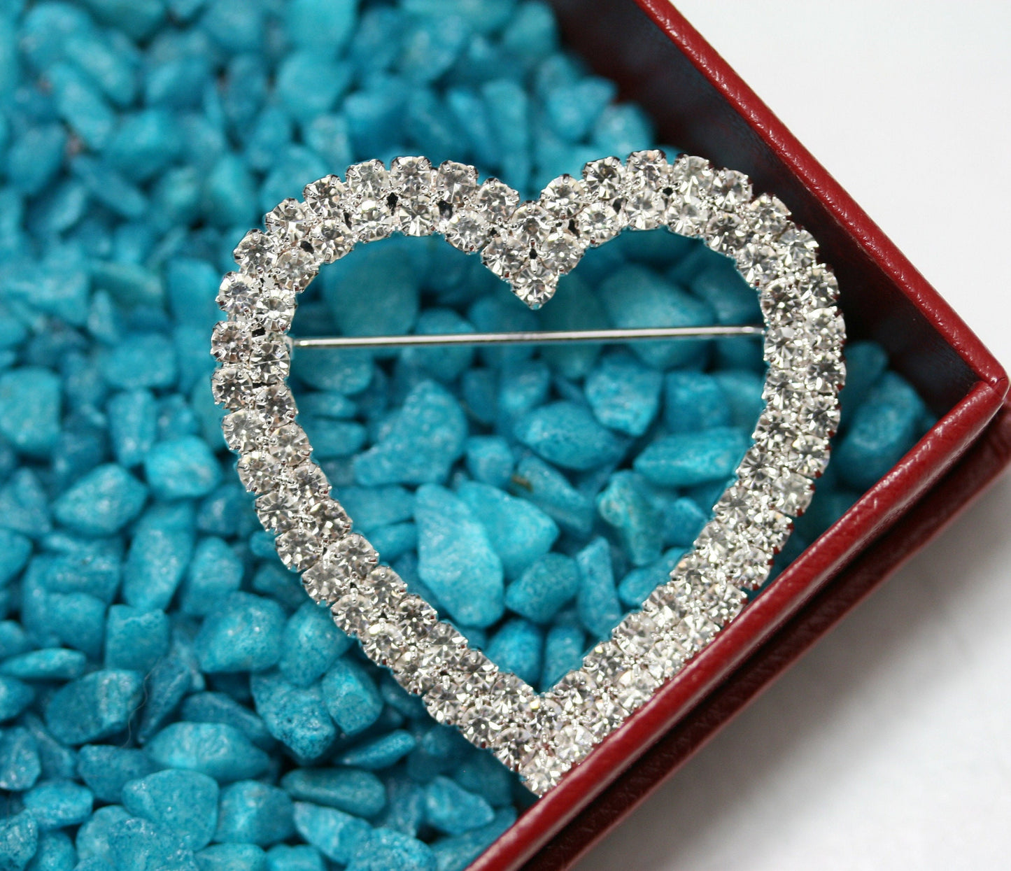 Clear Rhinestone Open Heart Brooch Pin Silver Tone Bling Shiny Sparkly, Valentine's day Heart Jewelry