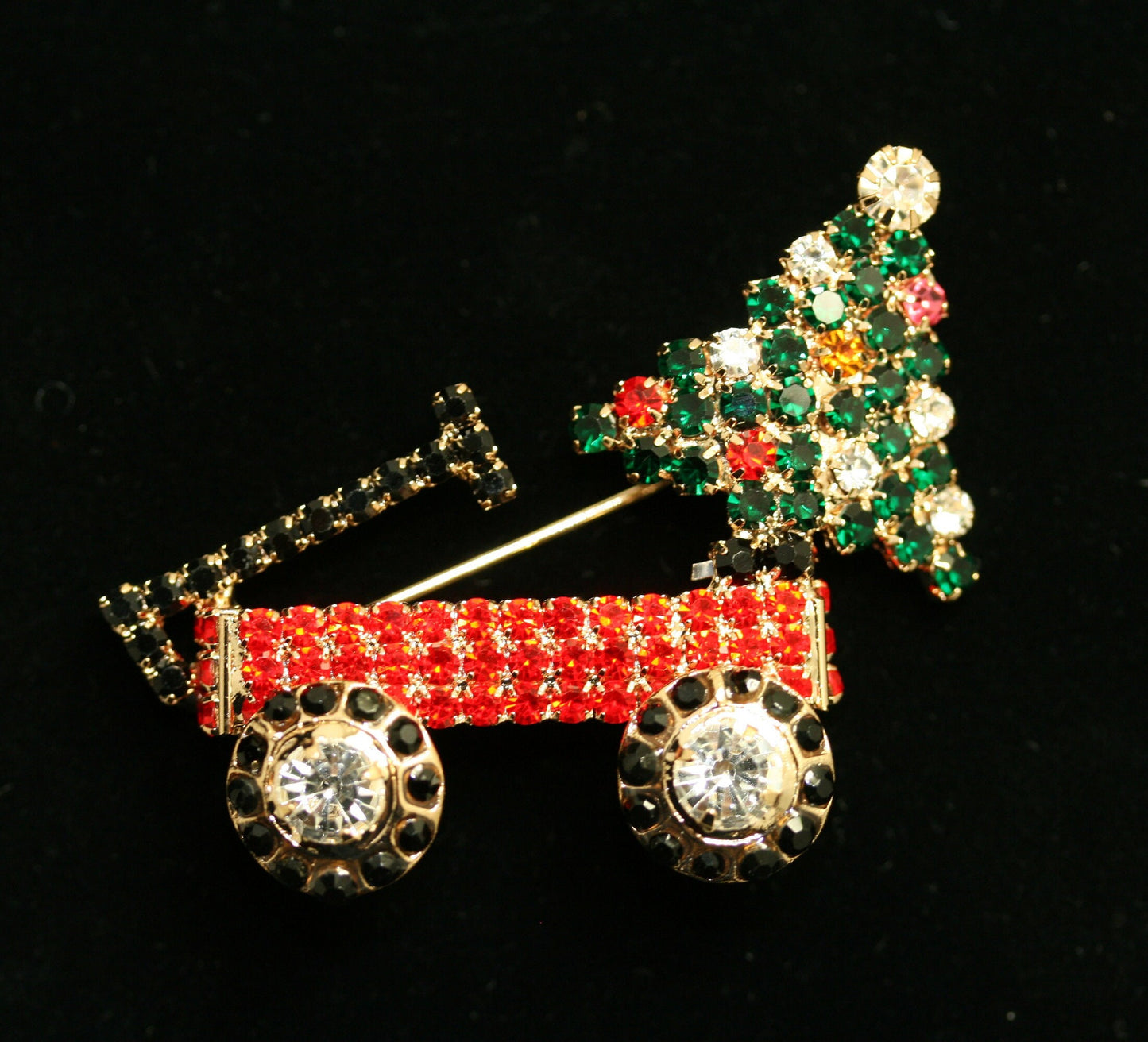 Christmas Tree Wagon Vintage Brooch, Xmas Holiday Crystal and Rhinestone Brooch Gift, Wagon Pin