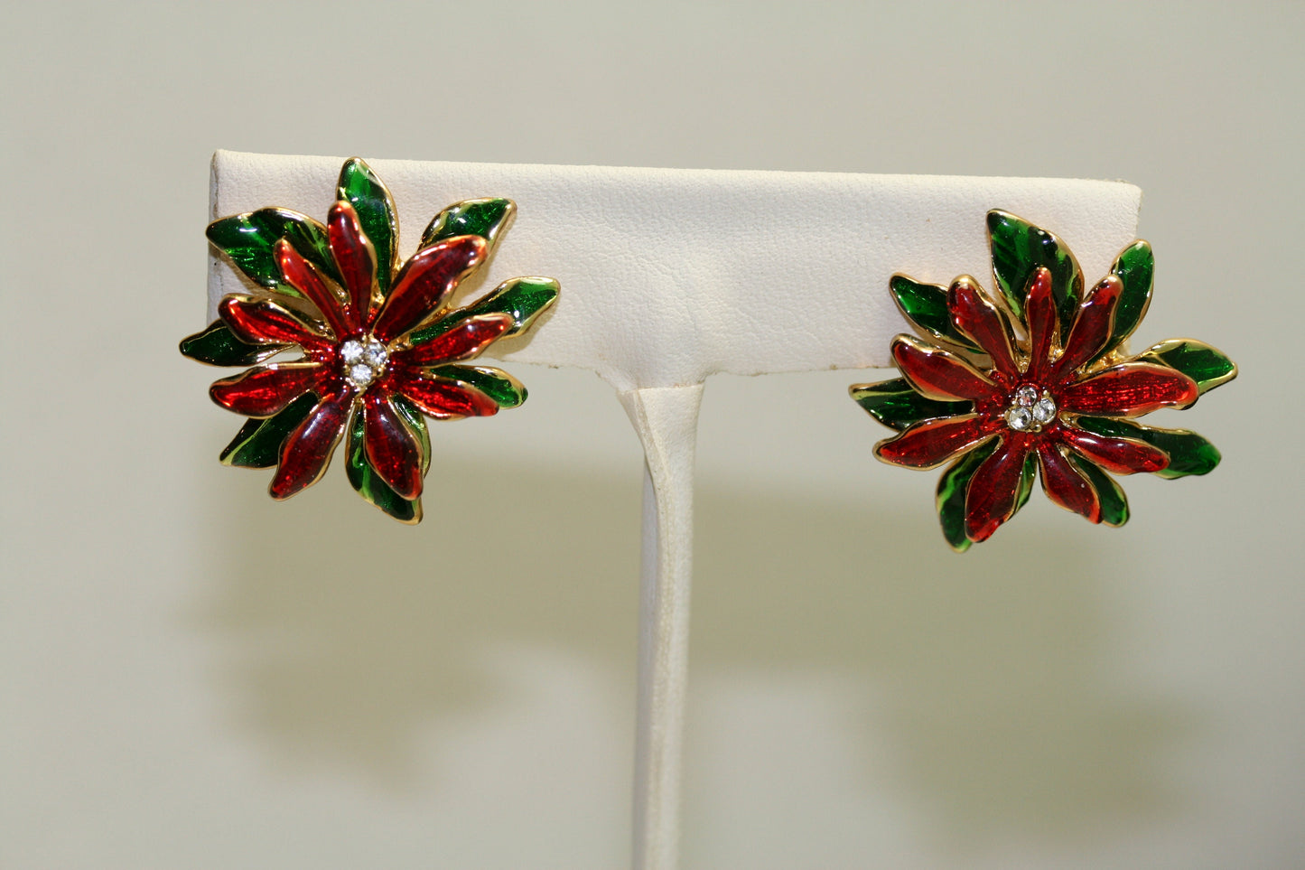 Christmas Enamel Poinsettia Brooch / Pin and Stud Post Earrings Set, Costume Jewelry, Christmas Holiday Jewelry Gift
