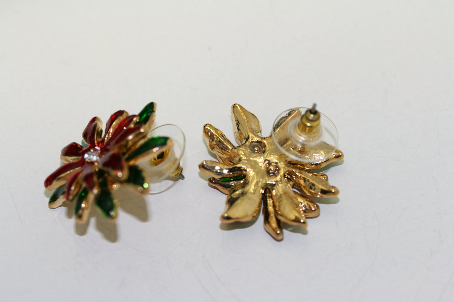Christmas Enamel Poinsettia Brooch / Pin and Stud Post Earrings Set, Costume Jewelry, Christmas Holiday Jewelry Gift