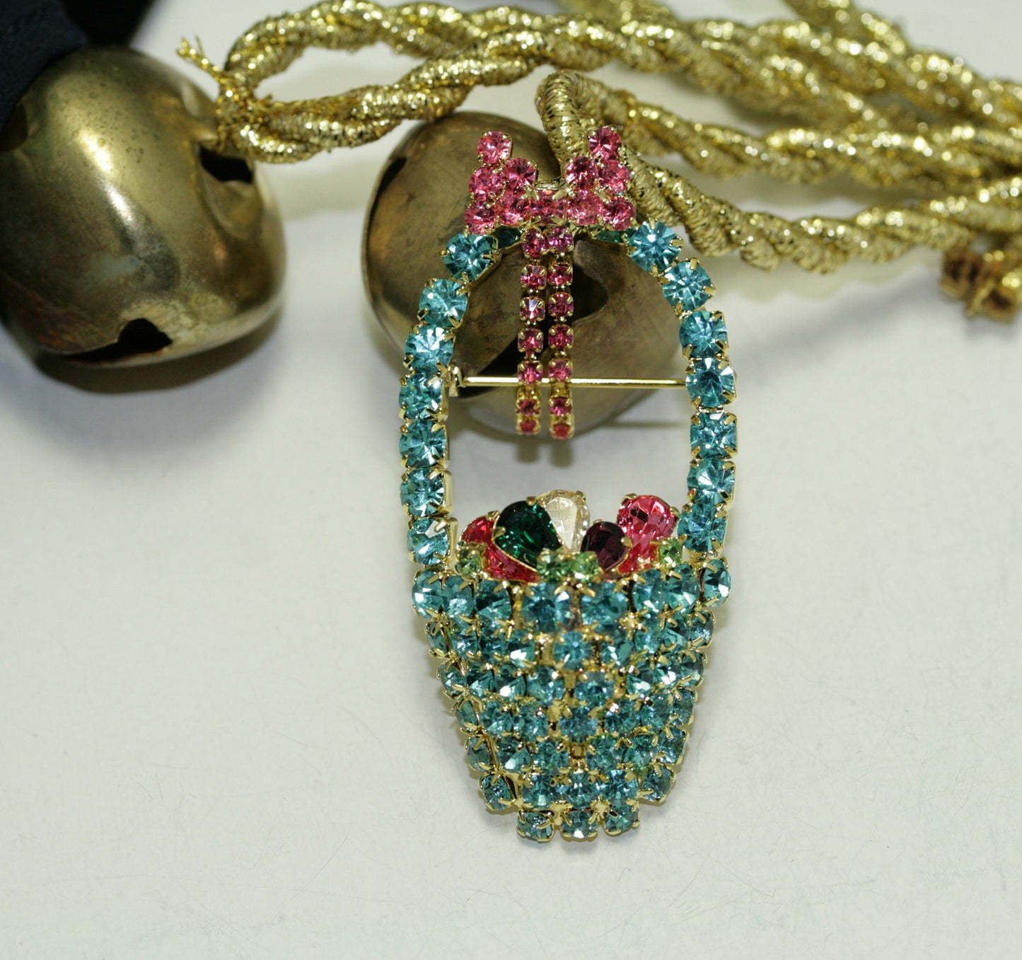 Rhinestone Easter Basket Brooch Pin, Easter Jewelry, Easter Egg Brooch Pin, Easter Holiday Jewelry Gift