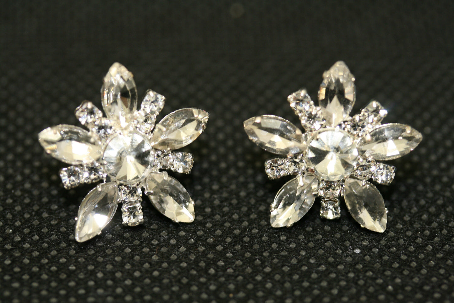 Rhinestone Snowflake Brooch and Earrings Christmas Jewelry Gift Set, Star Brooch and Earring Set, Wedding Anniversary Bridal Jewelry