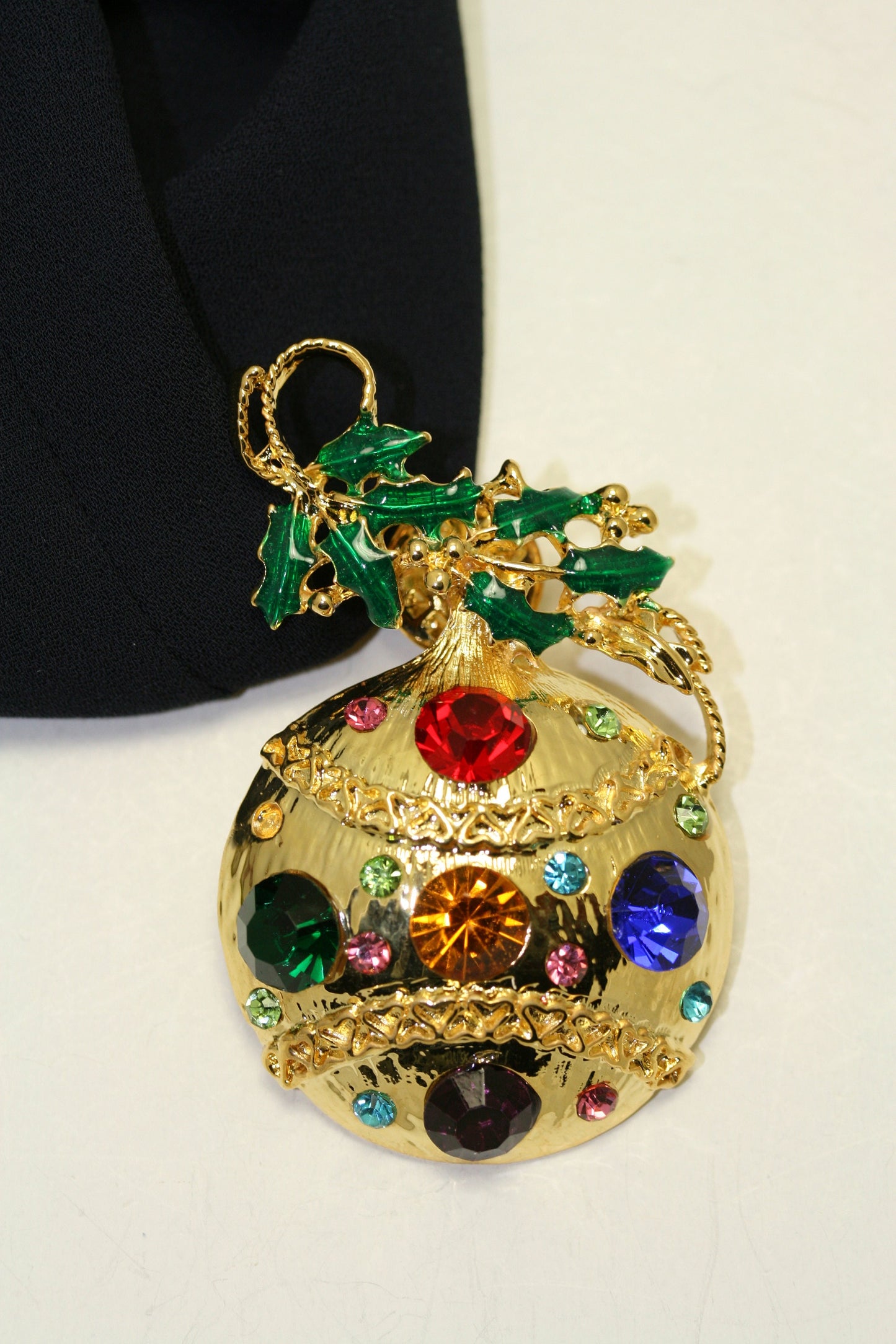 Christmas Ornament Tie TacK Pin Brooch Rhinestone Enamel Gold-Tone, Christmas Holiday Jewelry Gift