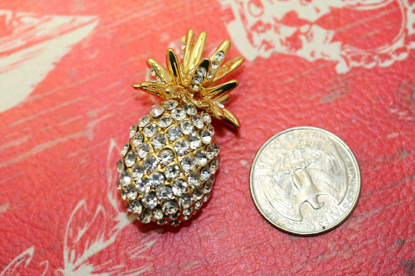 Rhinestone Pineapple Brooch Gold Tone Metal and Clear Rhinestones Pin