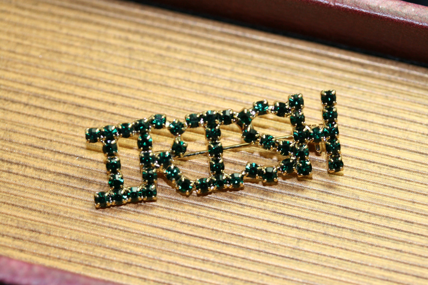IRISH St. Patrick's Day Pin Patty's Green Rhinestone Emerald Green Crystal Brooch Jewelry Gift