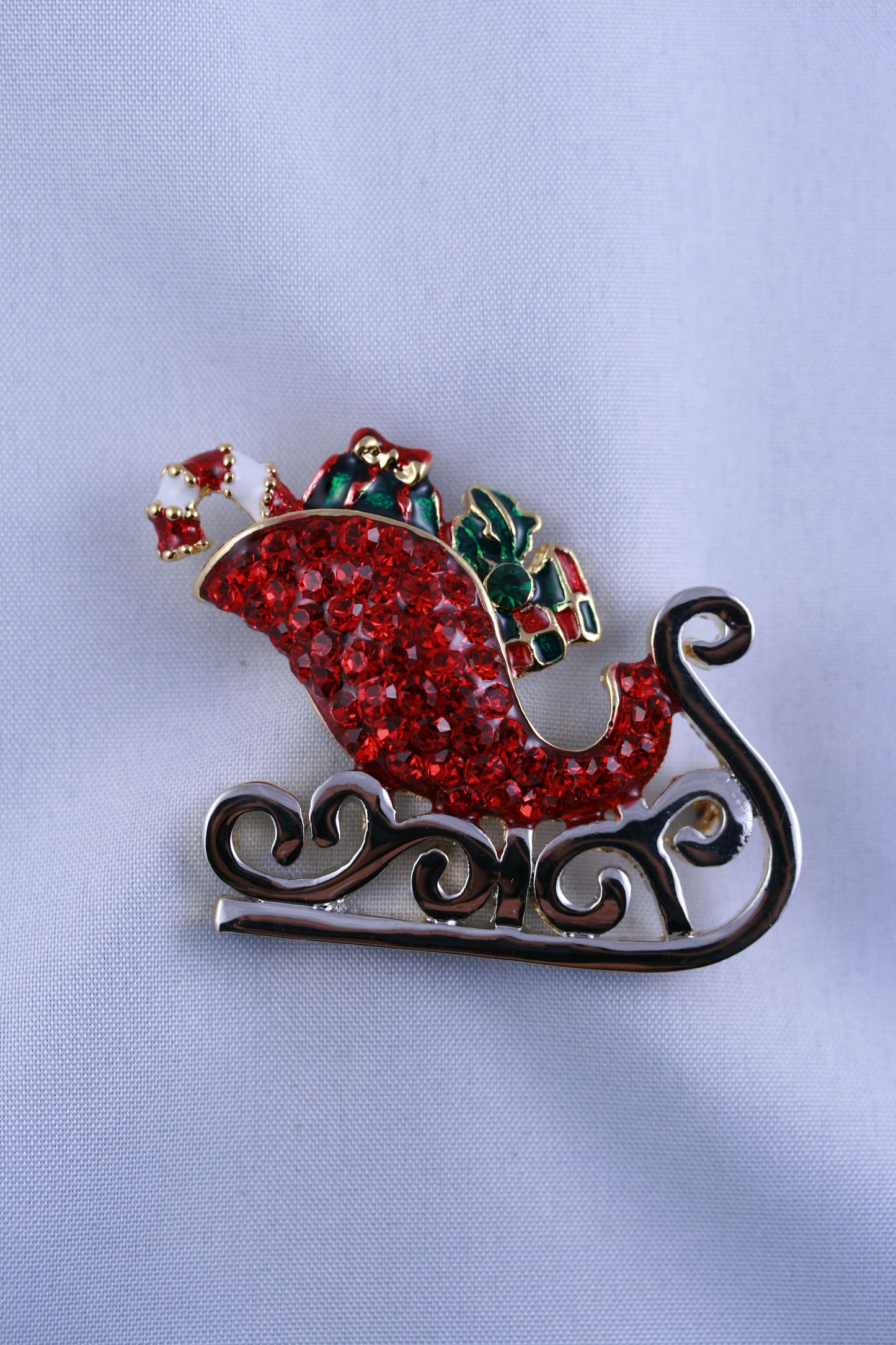 Christmas Xmas Rhinestone Enamel Santa Sleigh Ride Sled Gifts Brooch Pin, Holiday Jewelry Gift