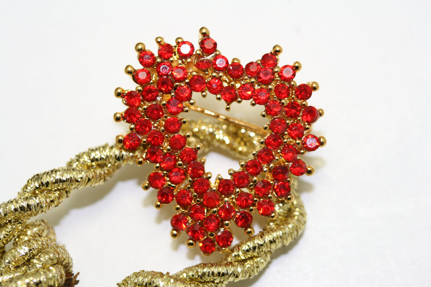 Rhinestone Valentine's Day Hollow Heart Brooch Pin, Red Ruby, Clear Heart pin, Valentine's Day Fashion Jewelry Gift For Her