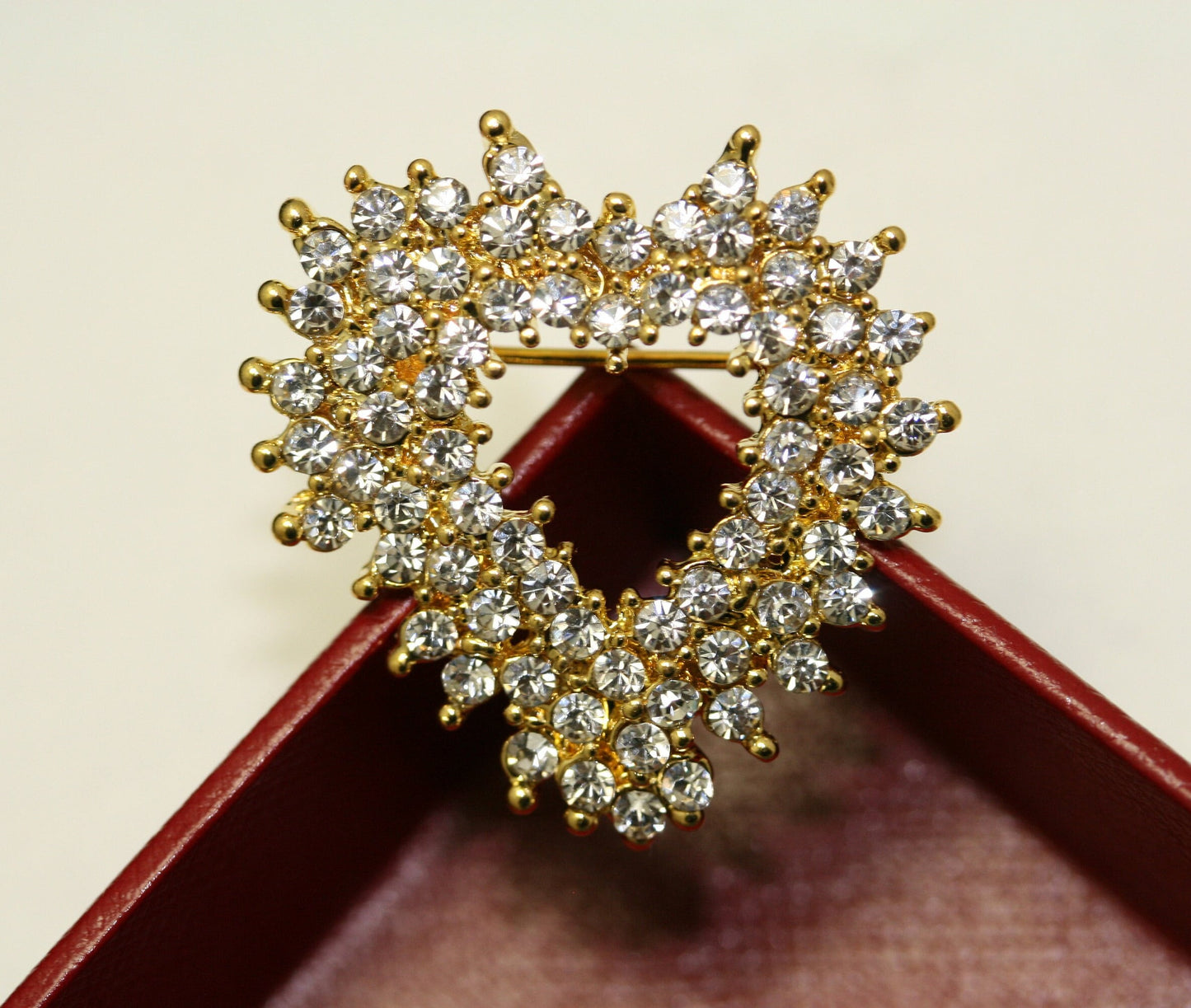 Rhinestone Valentine's Day Hollow Heart Brooch Pin, Red Ruby, Clear Heart pin, Valentine's Day Fashion Jewelry Gift For Her