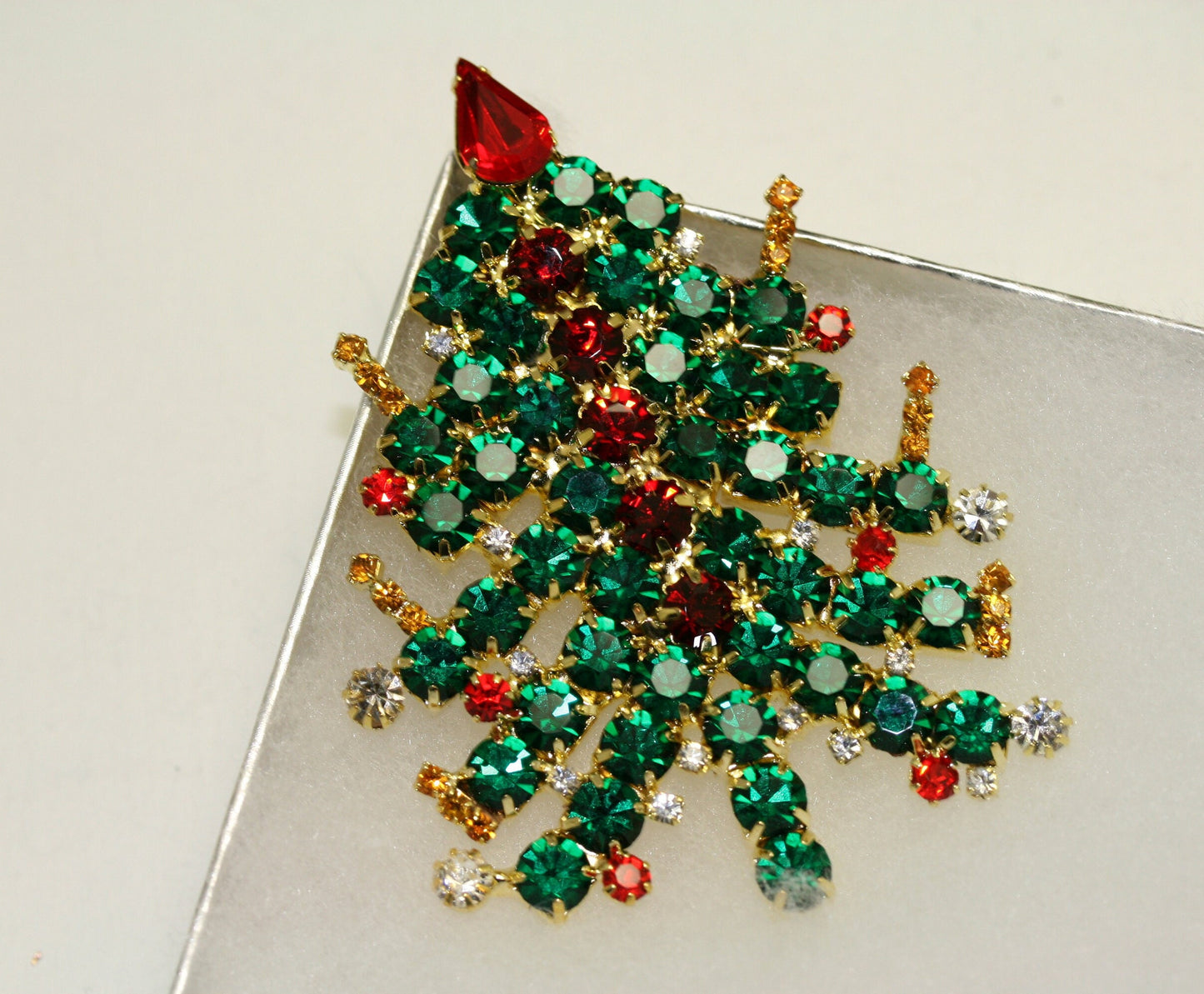 Christmas Tree Brooch Pin Rhinestones Candles Gold Tone Vintage Exquisite Unique, Xmas Holiday Jewelry Gift