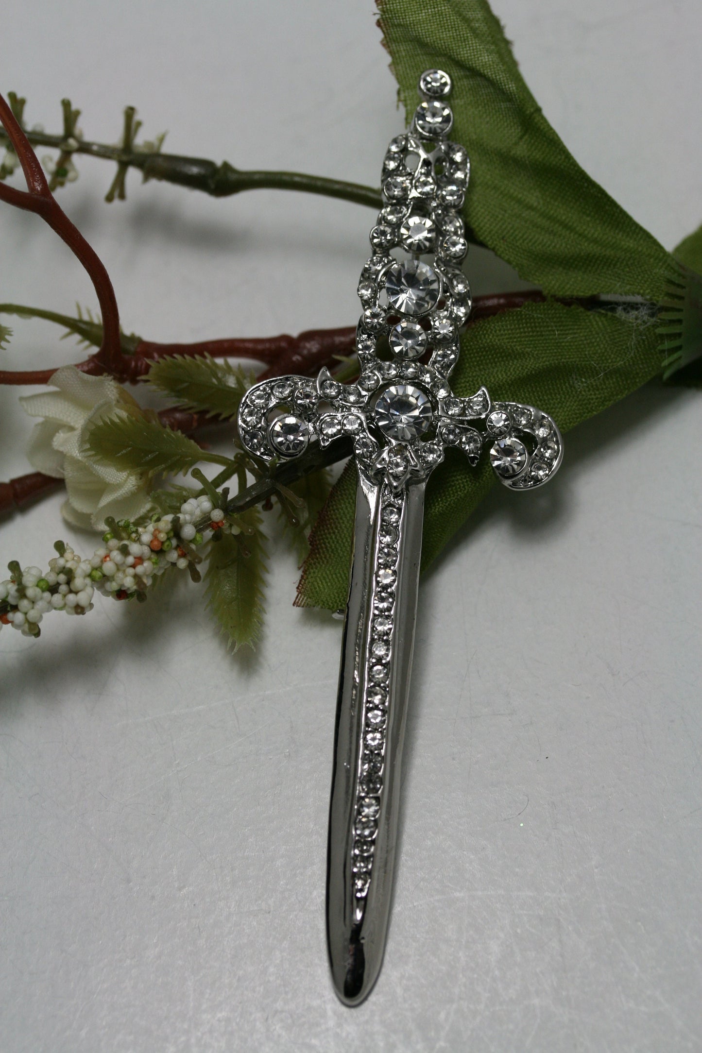 Rhinestone Jeweled Silver-plated Sword Pin Brooch Knight, Beautiful Vintage Crown Sword Jewelry Gift