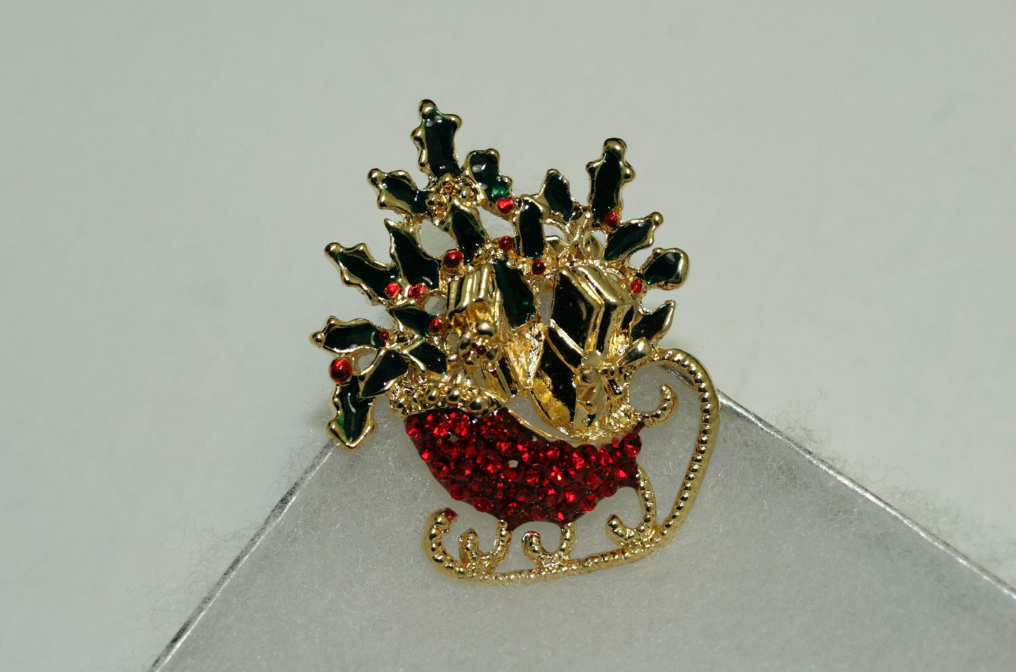 Christmas Xmas Rhinestone Enamel Santa Sleigh Ride Sled Gifts Brooch Pin, Holiday Jewelry Gift