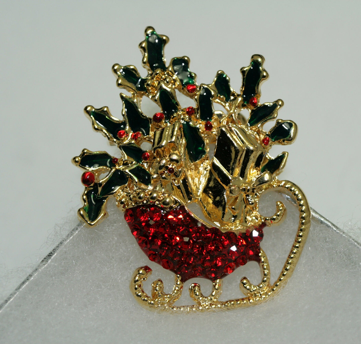 Christmas Xmas Rhinestone Enamel Santa Sleigh Ride Sled Gifts Brooch Pin, Holiday Jewelry Gift