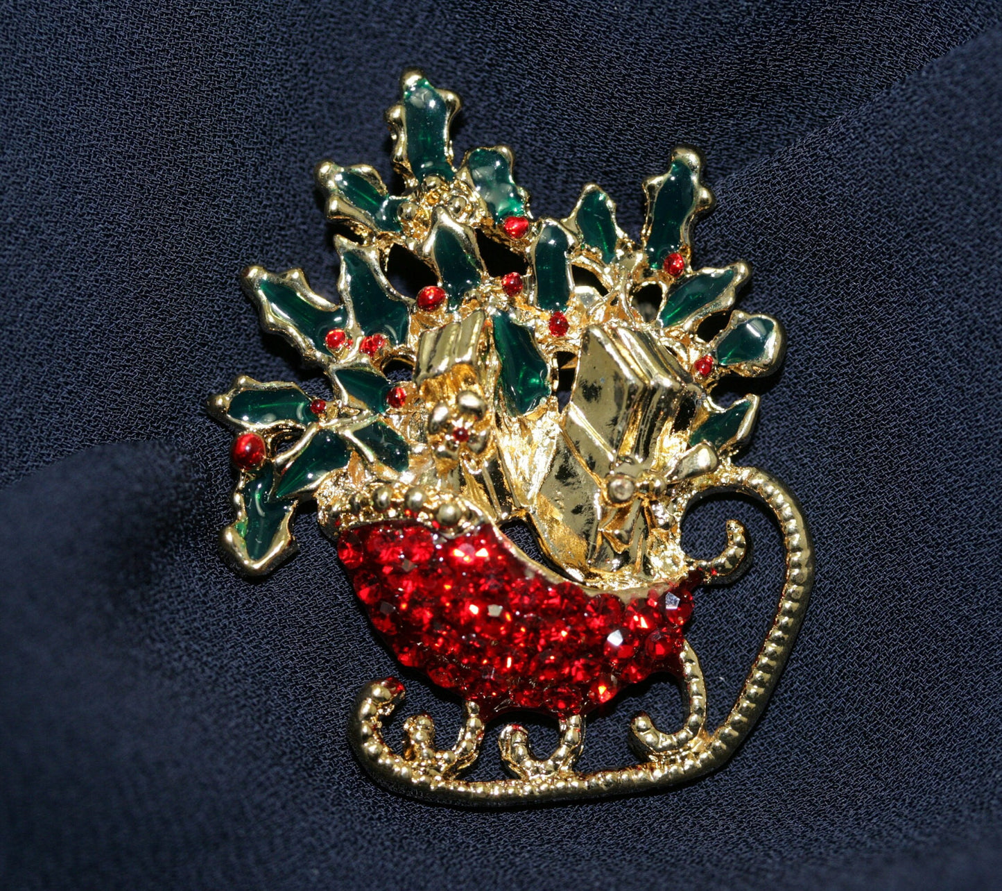 Christmas Xmas Rhinestone Enamel Santa Sleigh Ride Sled Gifts Brooch Pin, Holiday Jewelry Gift