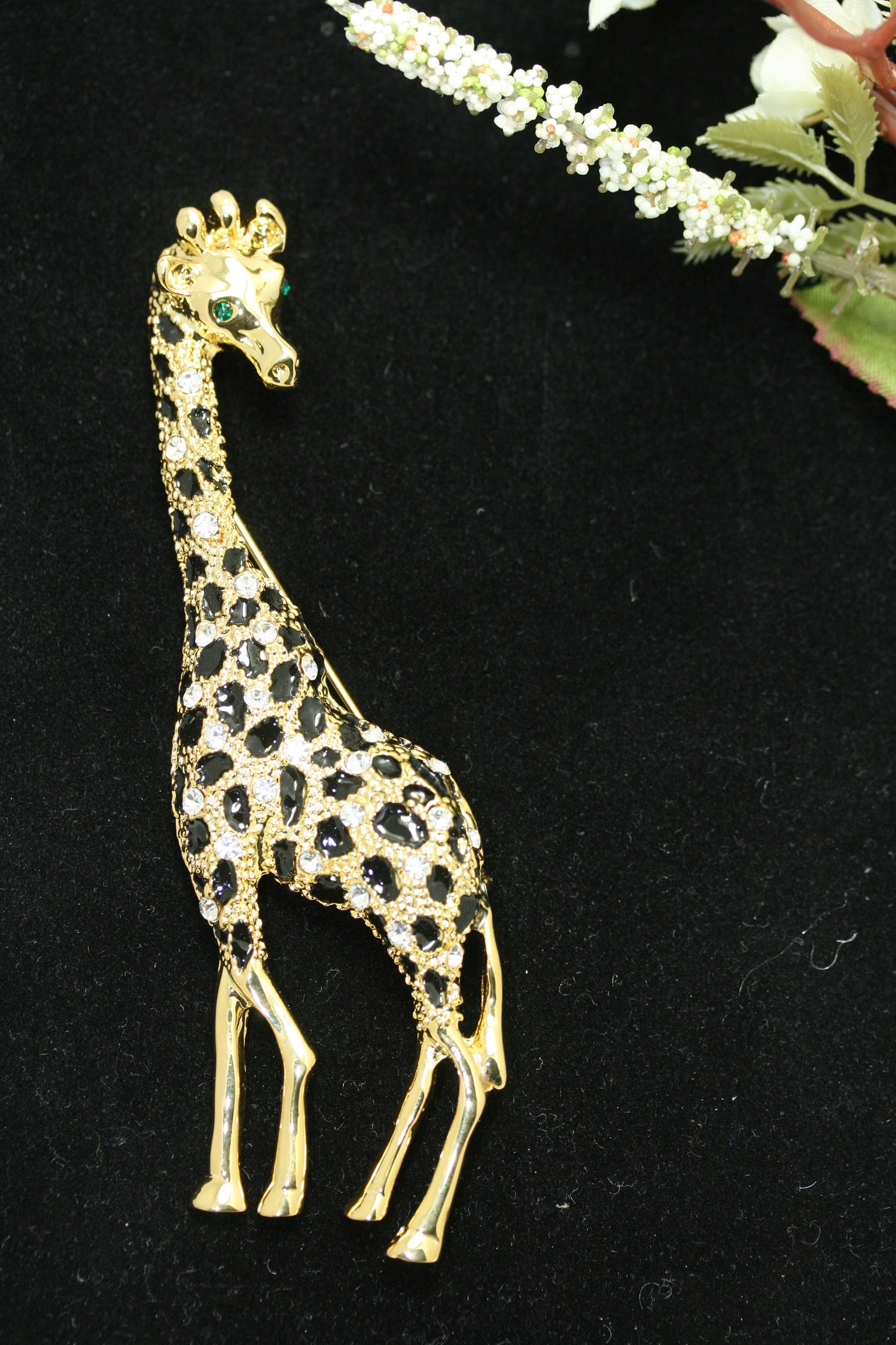 Gold Giraffe Rhinestone Brooch Pin