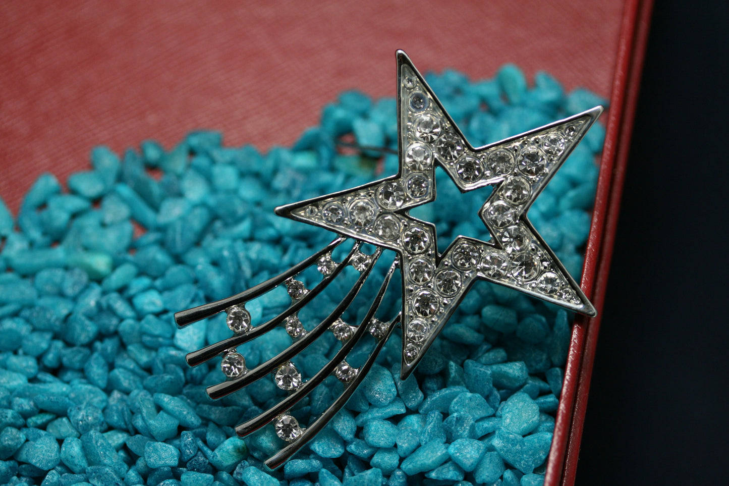 Silver Plated Rhinestone Shooting Star Brooch Pin