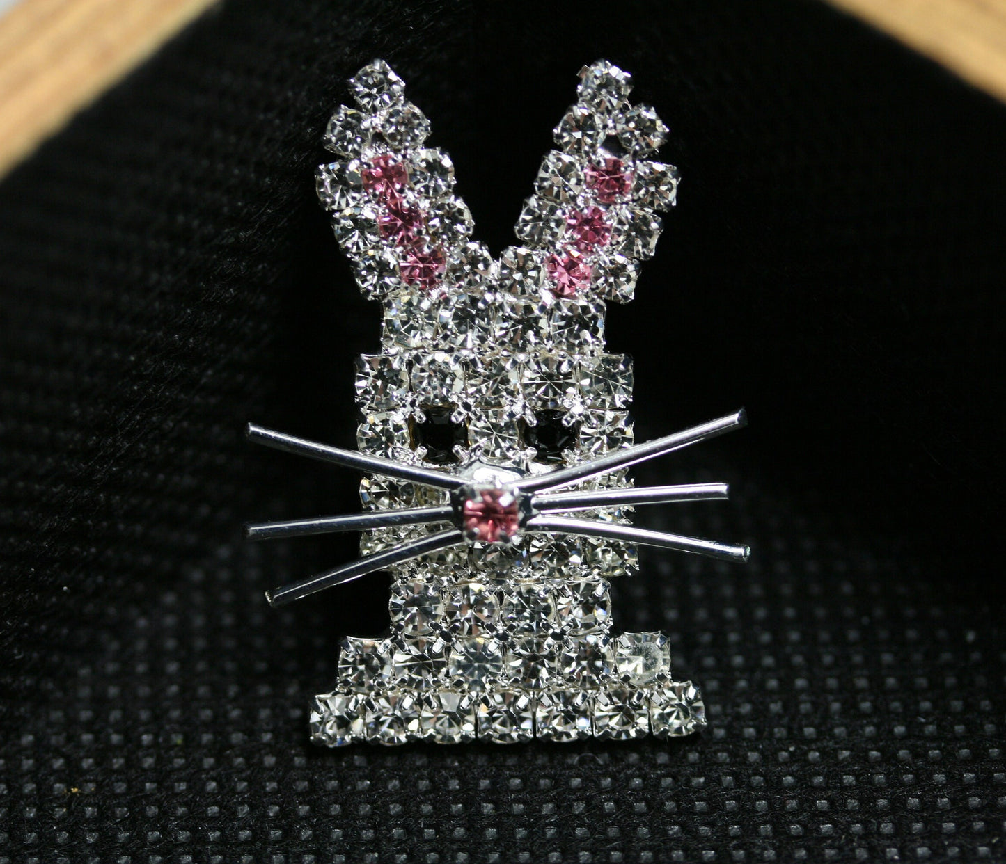 Rhinestone Easter Bunny Brooch and Earrings Set, Easter Rabbit Pin, Easter Rabbit Earrings, Easter Jewelry Gift