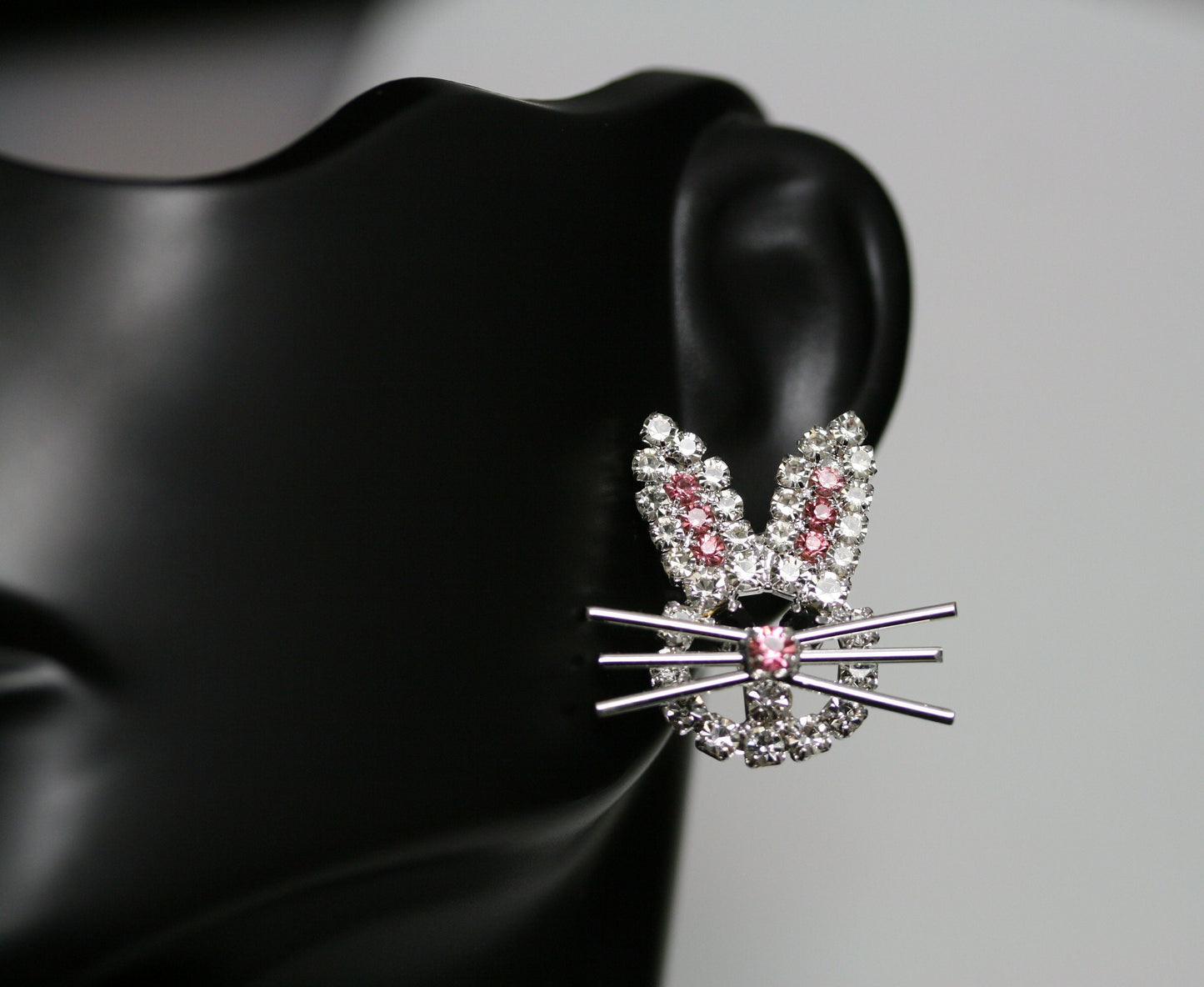 Rhinestone Easter Bunny Brooch and Earrings Set, Easter Rabbit Pin, Easter Rabbit Earrings, Easter Jewelry Gift