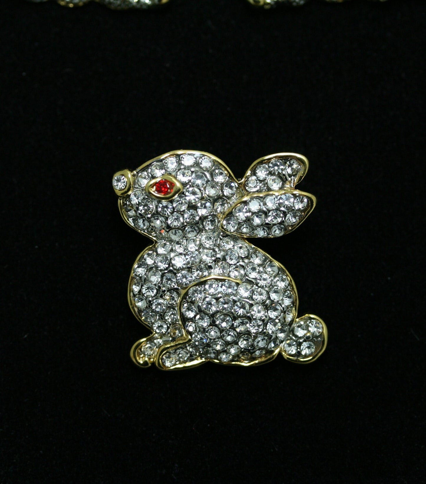 Clear Rhinestone Crystal Cute Bunny Rabbit Pin Brooch for Easter, Easter Bunny Rabbit Pin & Earring Set