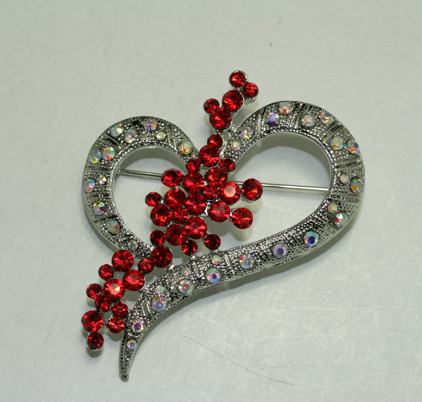 Vintage Rhinestone Valentine's Day Hollow Heart Pin Brooch, Valentine's Day Jewelry Gift For Her