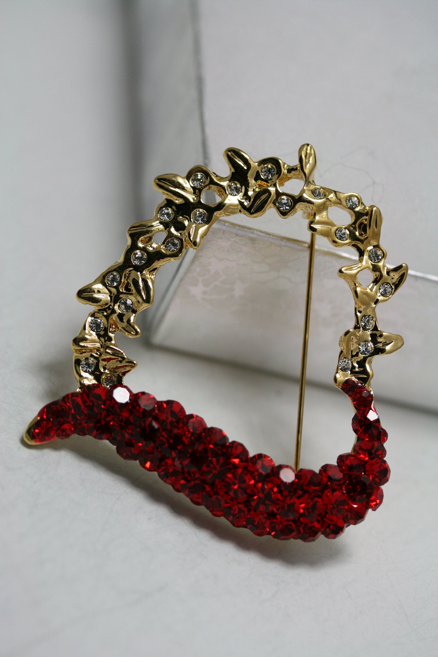 Crystal Rhinestone Love Heart Brooch Pin Jewelry Gift, Valentine's Day Red Hollow Heart Brooch, Valentine's day Jewelry