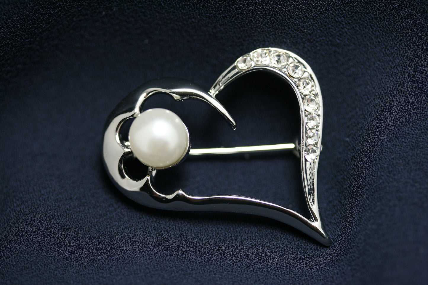 Rhinestone Silver Heart With Faux Pearl Brooch Pin, Valentine's Heart Pin, Valentine's Jewelry Gift