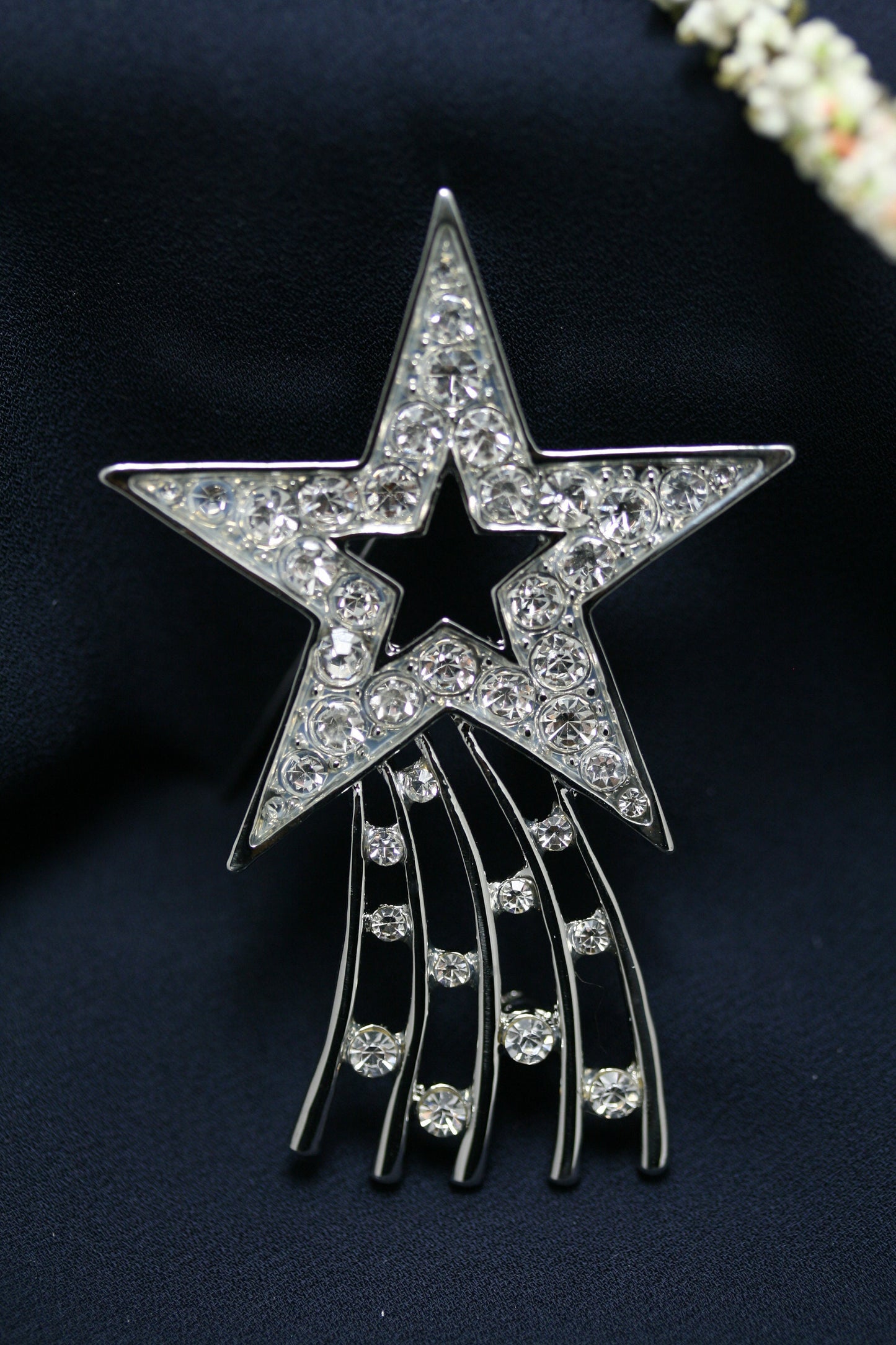 Silver Plated Rhinestone Shooting Star Brooch Pin
