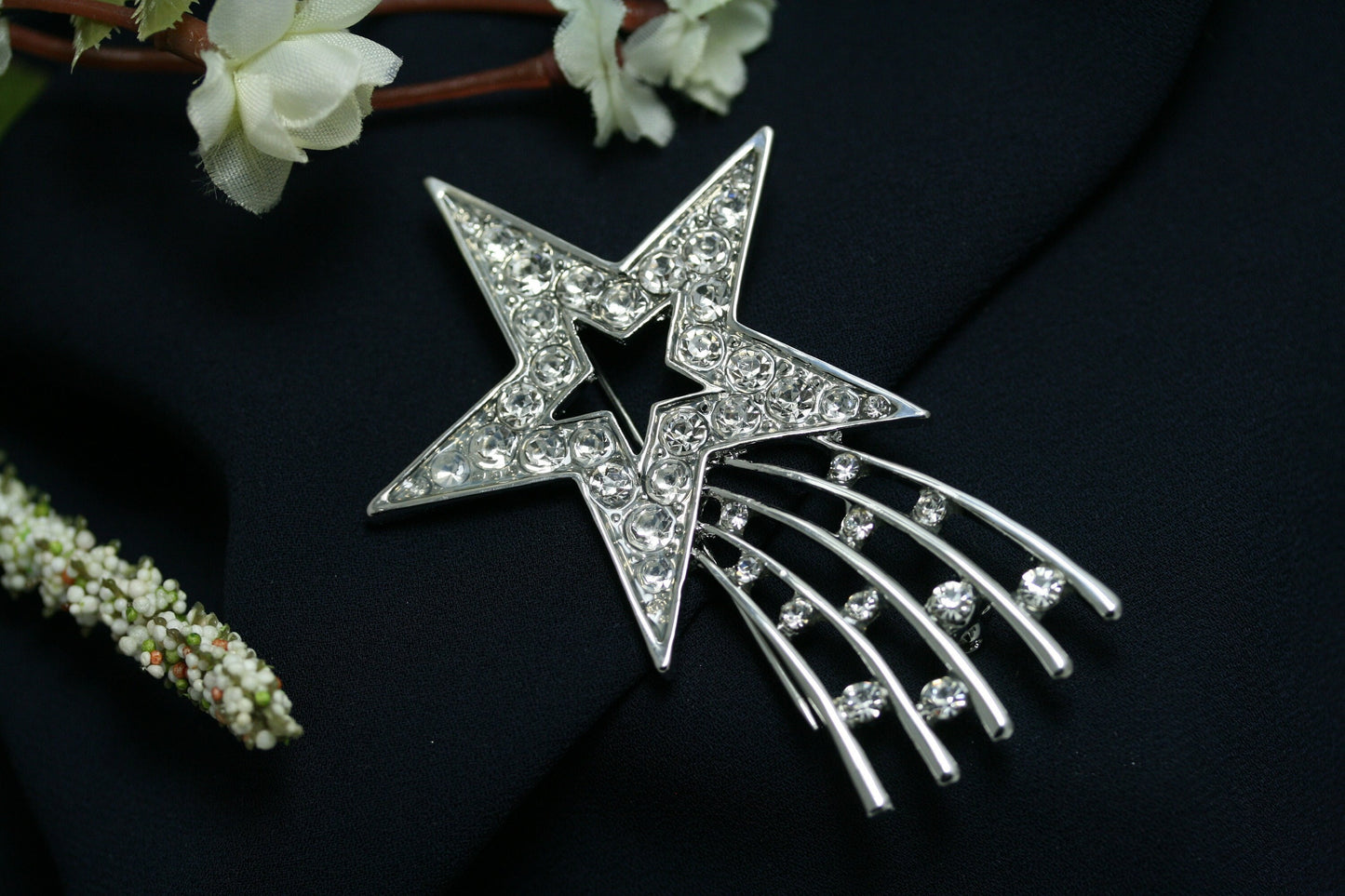 Silver Plated Rhinestone Shooting Star Brooch Pin