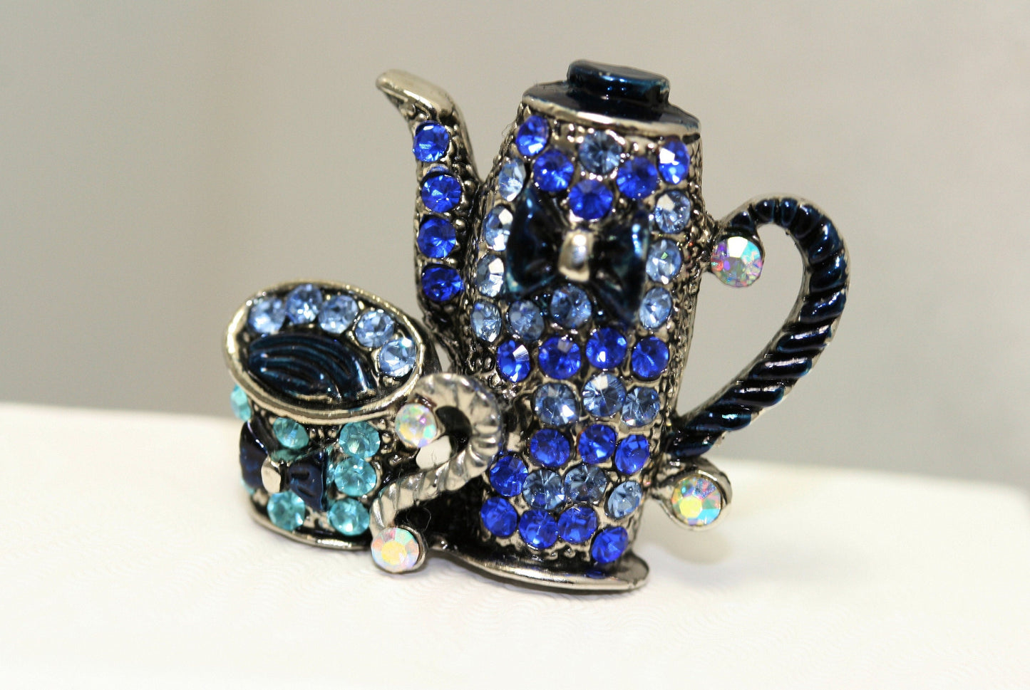 Vintage Teapot Brooch, Antique Silver Teapot Brooch Pin, Enamel Crystal Rhinestone Teapot Cup Brooch Pin