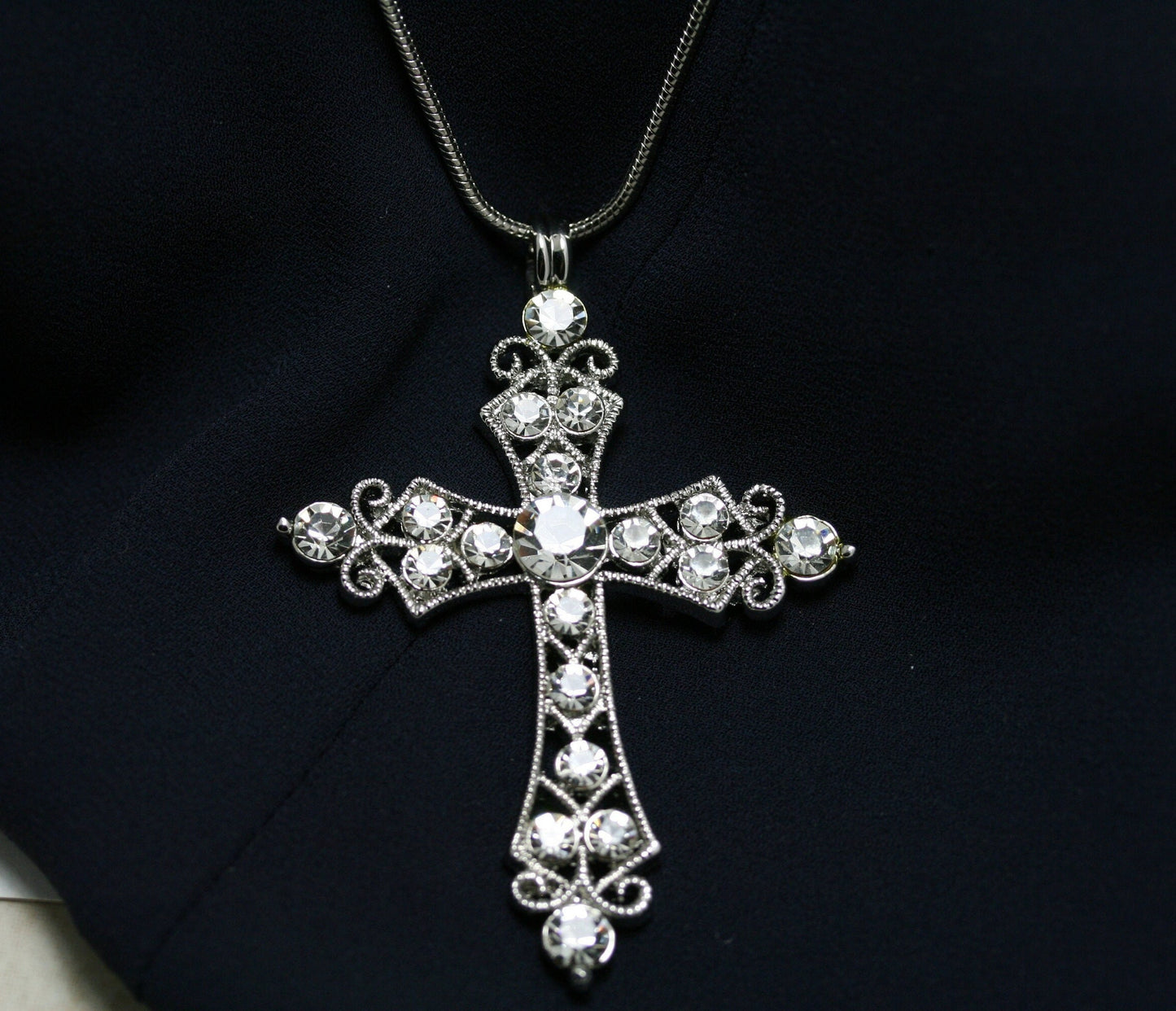 Silver Tone Rhinestone Cross Pendant ; Rhinestone Cross Pendant ; Bling Jewelry ; Pendant ; Bling Pendant