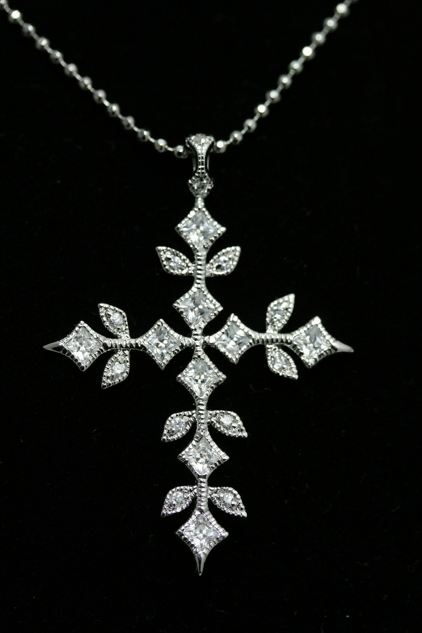 Rhinestone Silver Cross pendant with Chain, Crystal Cross Pendant Necklace. Stylish Silver Plated Zircon Cross Pendant