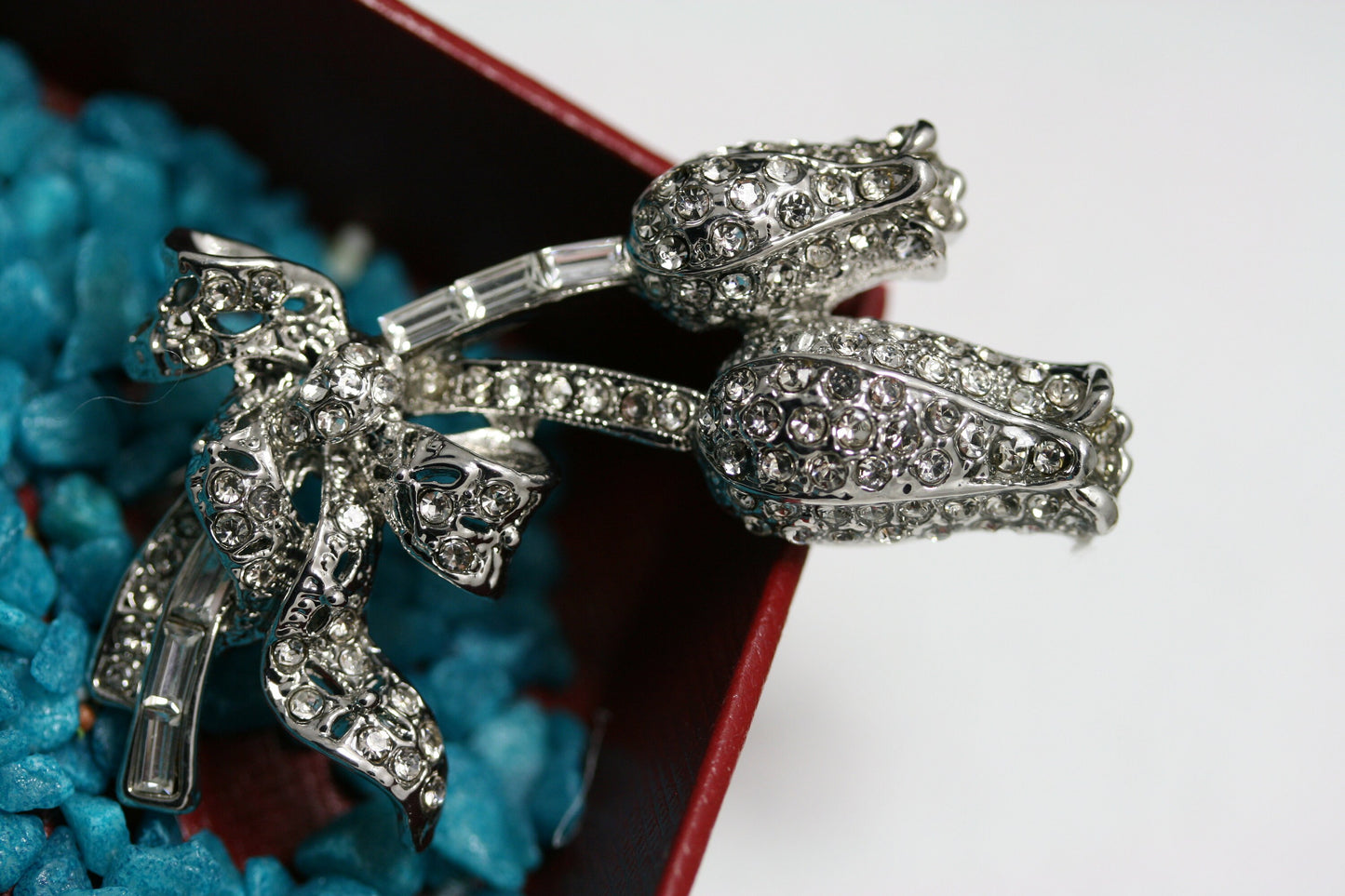 Chrome Silver Rose Crystal Flower Pin Brooch, Rhinestone Valentine's Day Rose Flower Jewelry for her