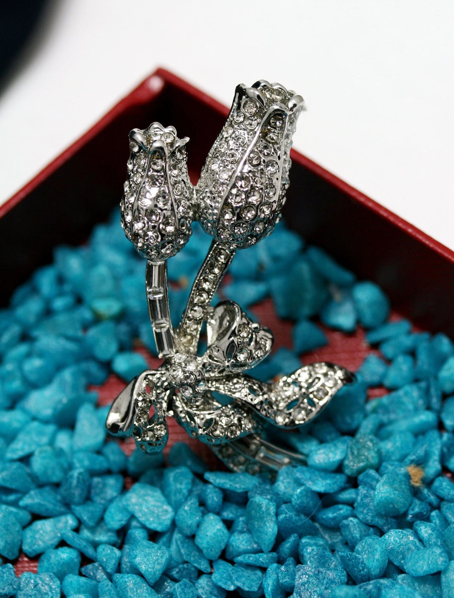 Chrome Silver Rose Crystal Flower Pin Brooch, Rhinestone Valentine's Day Rose Flower Jewelry for her
