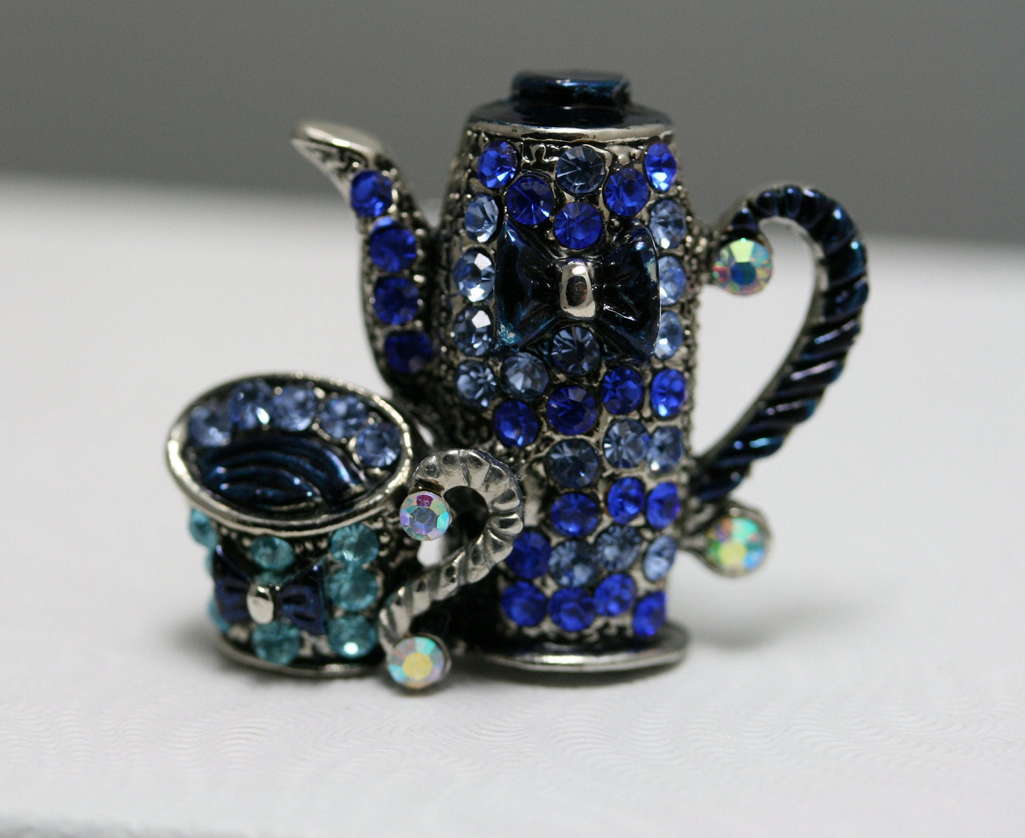 Vintage Teapot Brooch, Antique Silver Teapot Brooch Pin, Enamel Crystal Rhinestone Teapot Cup Brooch Pin
