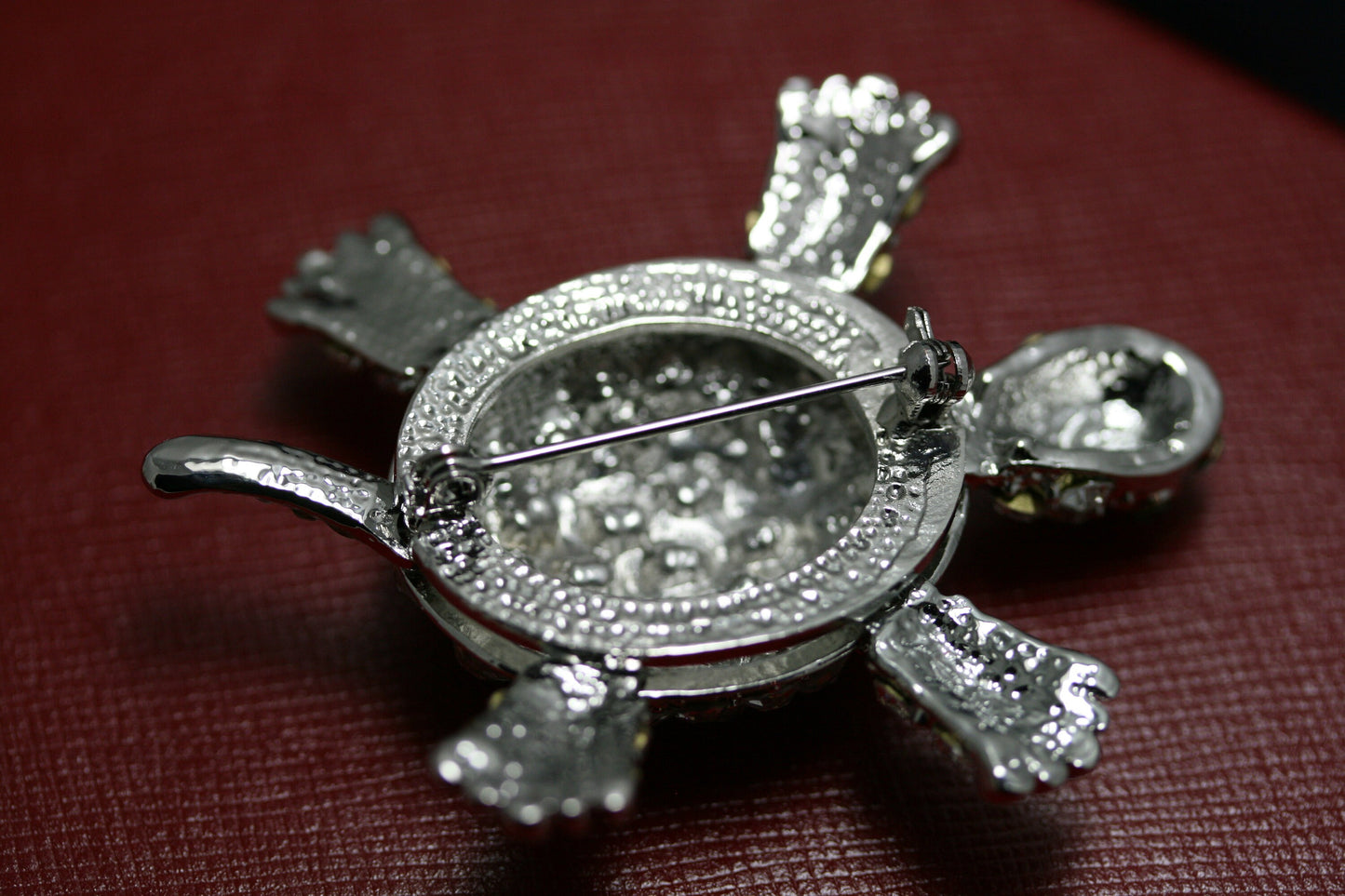 Rhinestone Clear Sparkling Crystals Sea Turtle Pin Brooch With Movable Features, 3D Sea Turtle Brooch Jewelry
