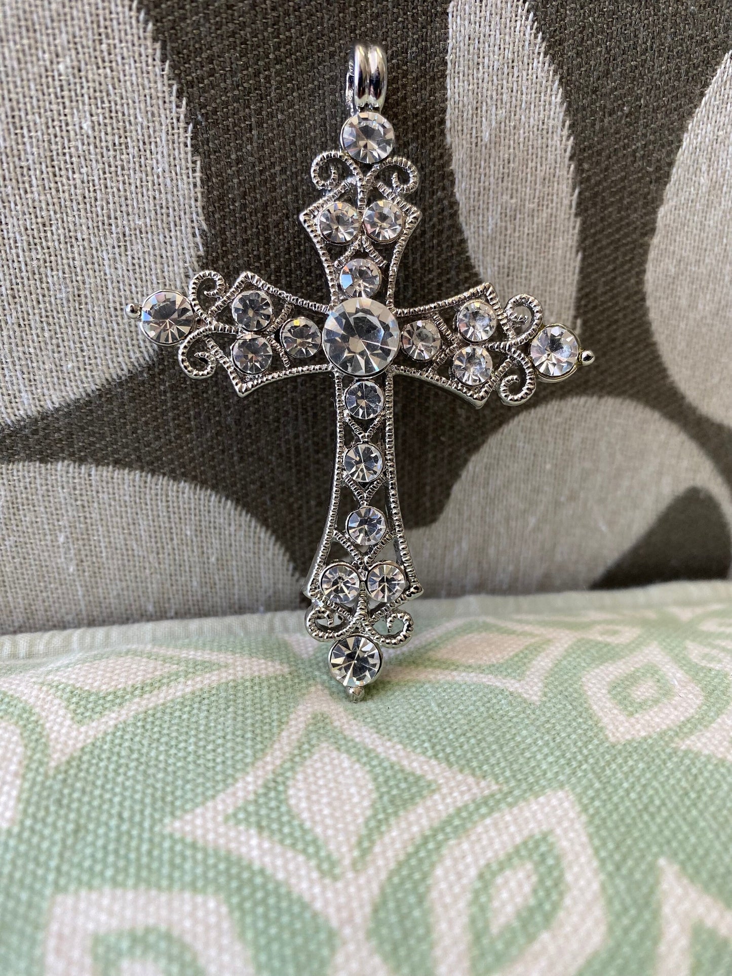 Silver Tone Rhinestone Cross Pendant ; Rhinestone Cross Pendant ; Bling Jewelry ; Pendant ; Bling Pendant