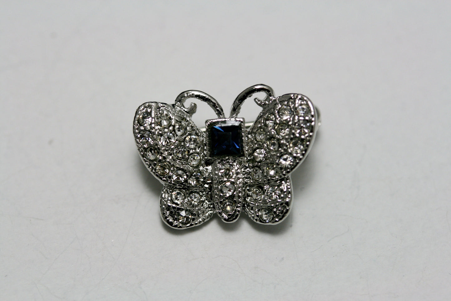 Butterfly Brooch Pin Crystal Blue Rhinestone Lovely Brooches For Women
