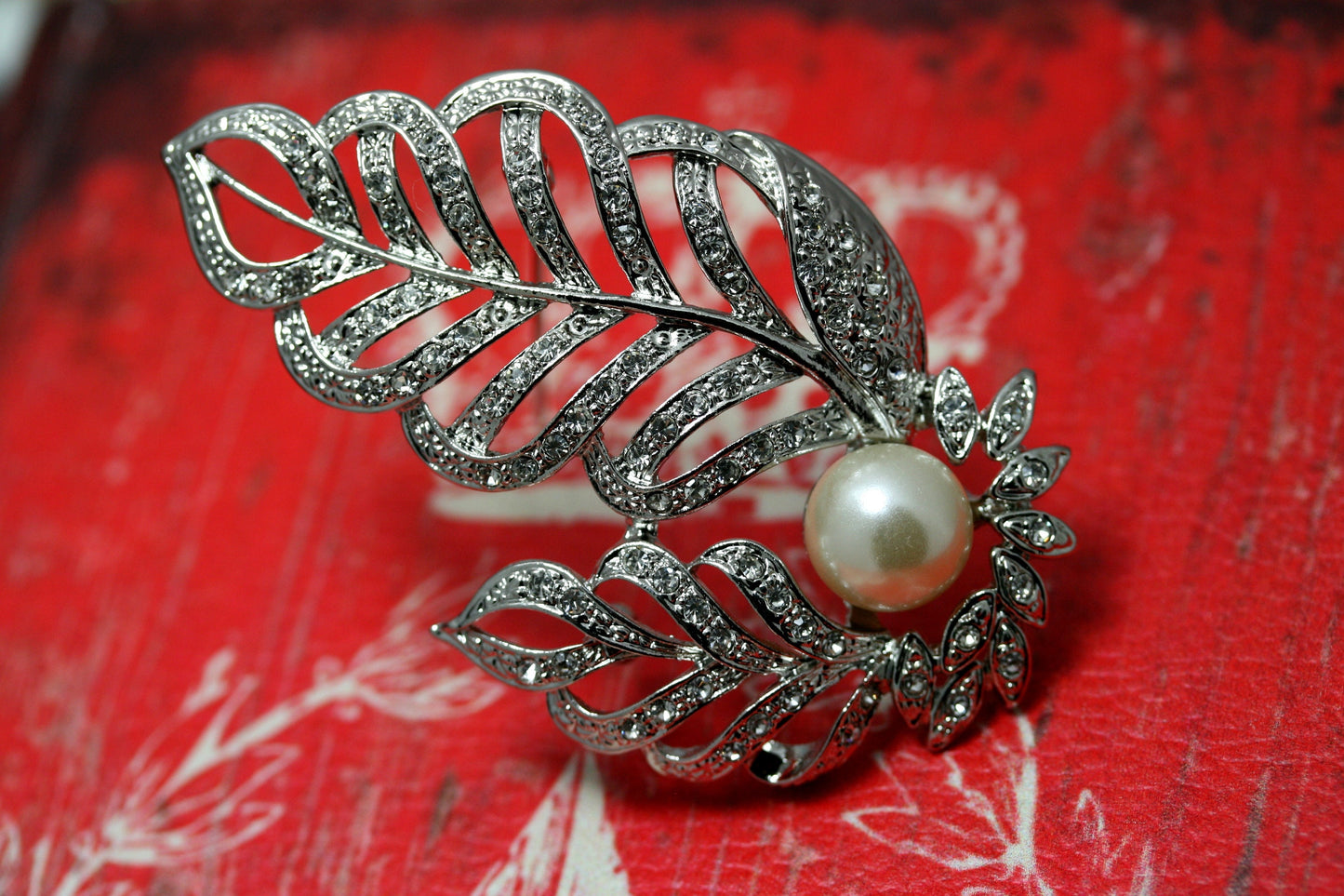 Rhodium Plated Faux Pearl Brooch Pins with Rhinestone, Leaf Brooch, Cubic Zirconia Brooch, Faux Pearl Brooch Jewelry For Her