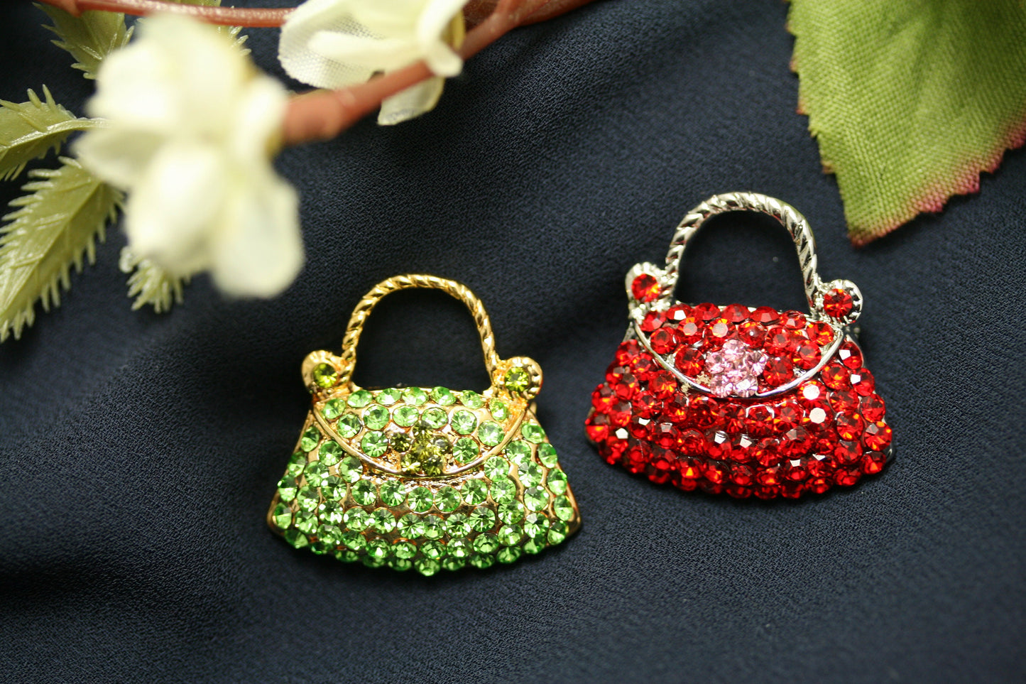 Crystal Women Basket Purse Handbag Trinket Brooch Pin, Rhinestone Women Purse Fashion Jewelry Gift, DIY Jewelry