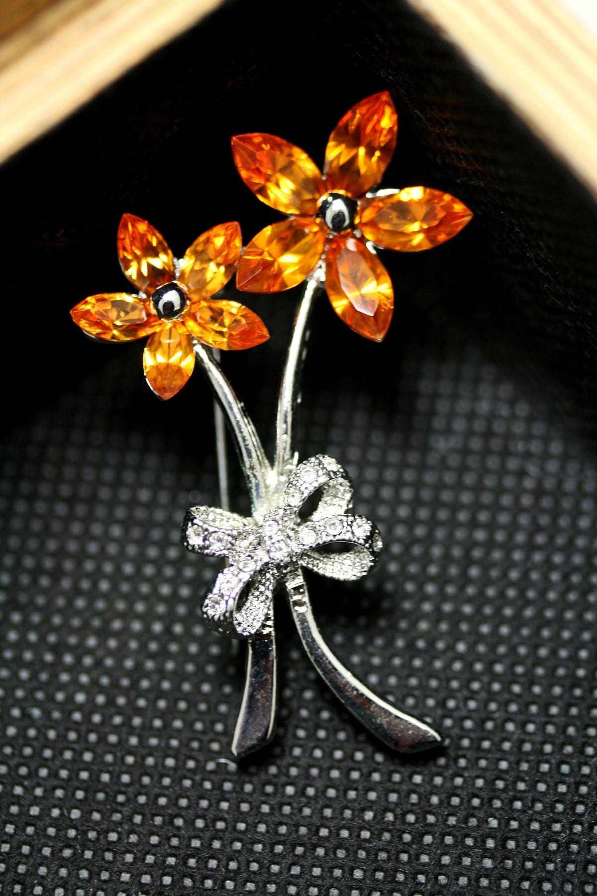 Crystal Lily Silver Brooch, Rhinestone Lily Flower Pin, Spring Flower Fashion Jewelry For Women