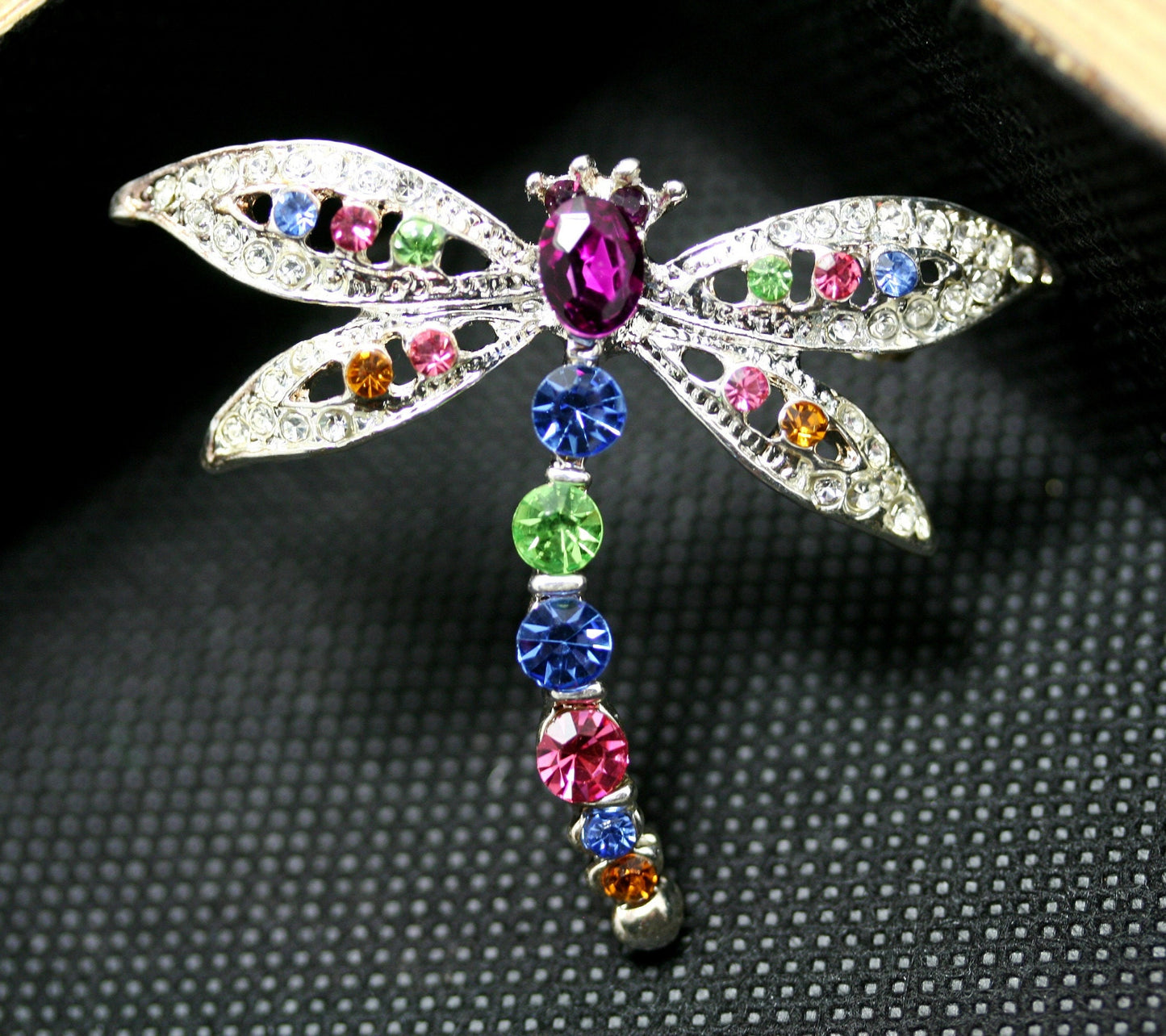 Women Dragonfly Crystal Brooch Lovely Rhinestone Scarf Pin Jewelry