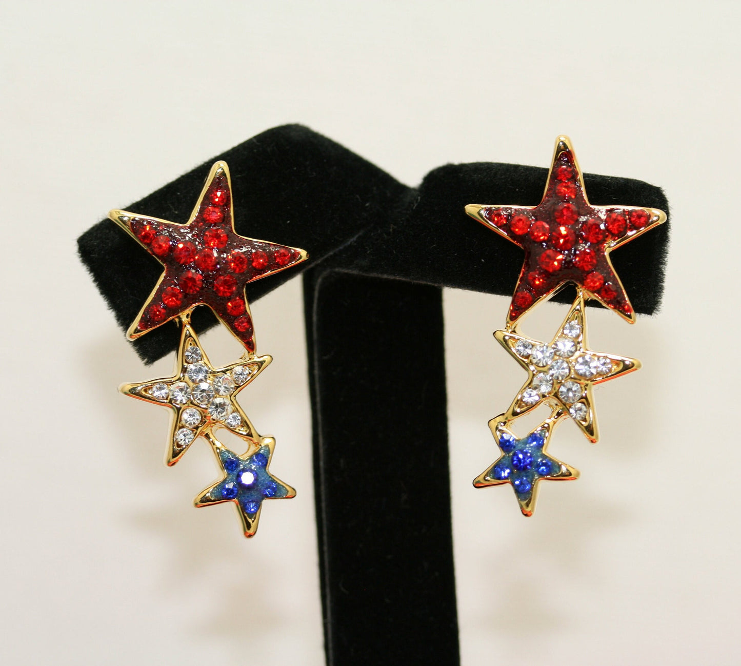 Rhinestone USA Patriotic Star Brooch and Red White Blue Shooting Star Post Earring, US Patriotic Jewelry Set Gift