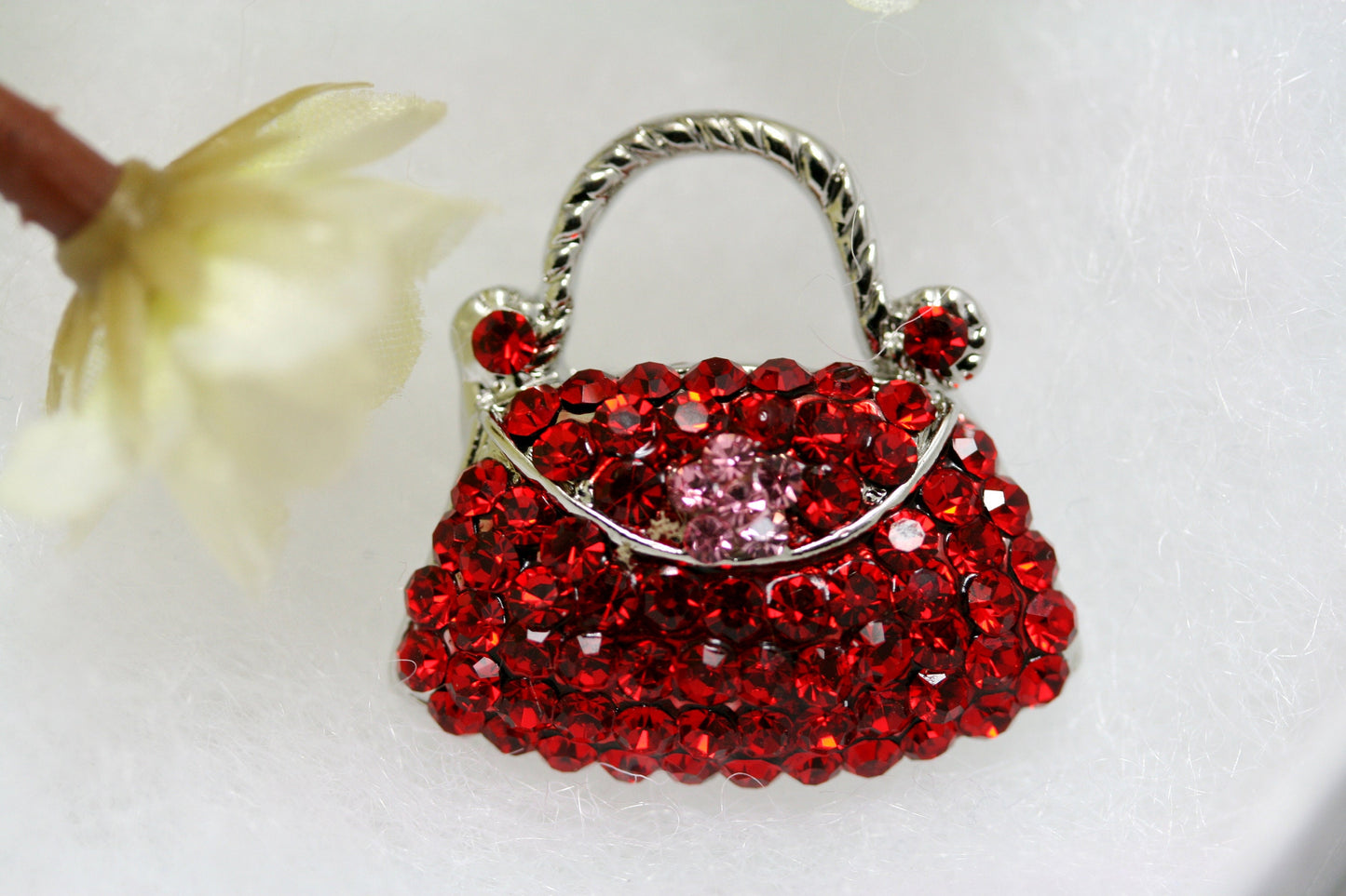 Crystal Women Basket Purse Handbag Trinket Brooch Pin, Rhinestone Women Purse Fashion Jewelry Gift, DIY Jewelry