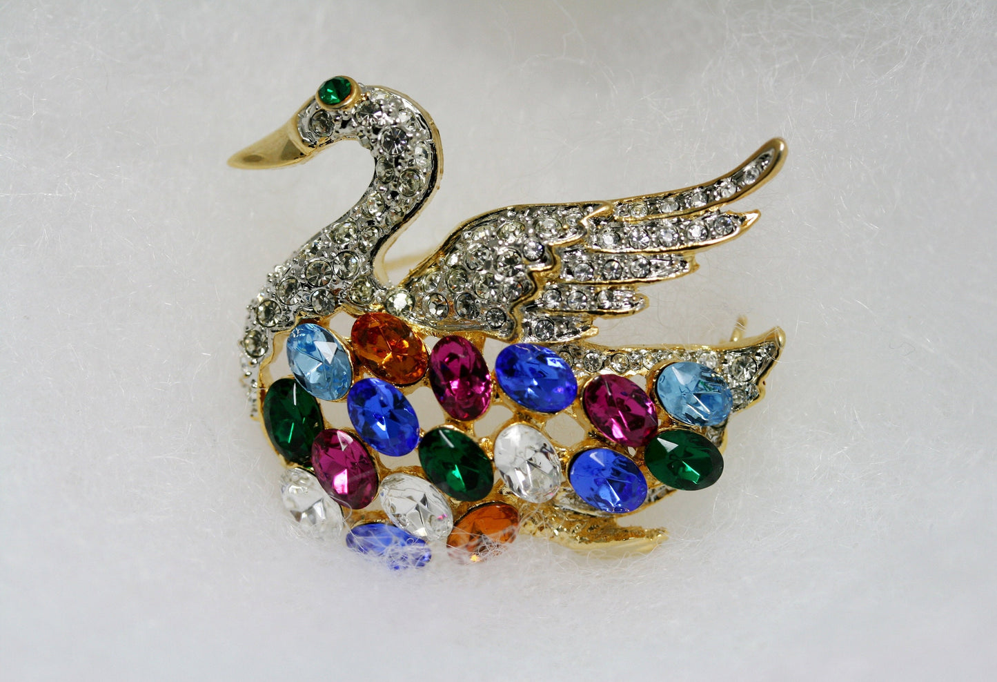 Rainbow Box Swan Brooch Pins for Women, Fashion Crystal with Swarovski Rhinestone Swan Jewelry Women's Brooches & Pins