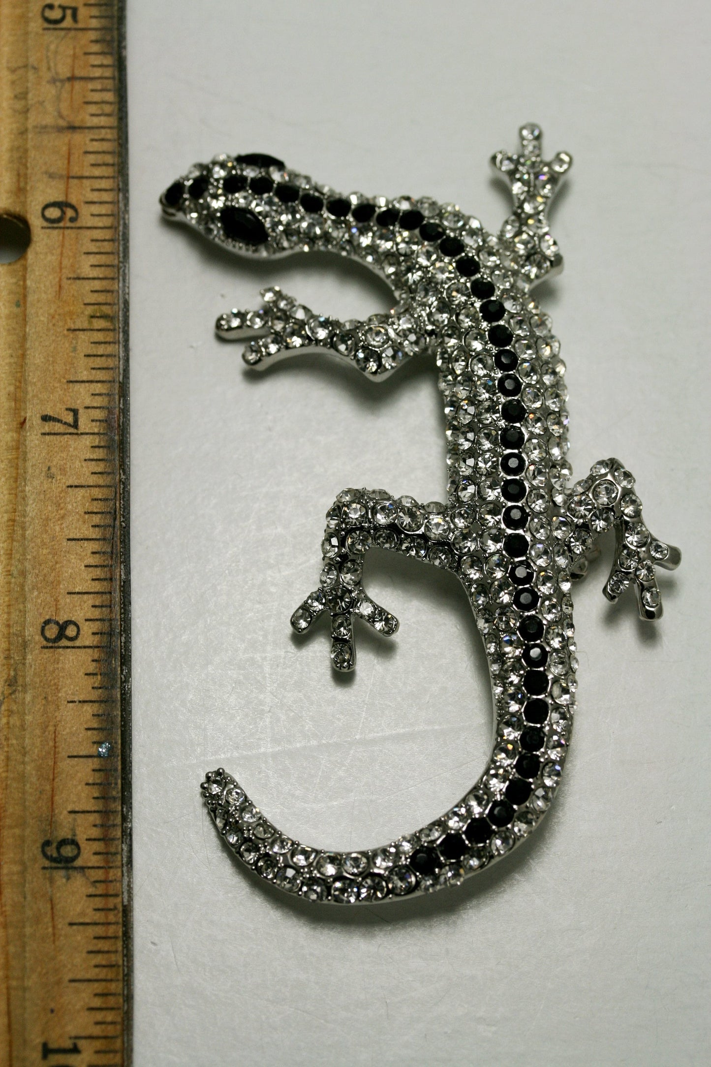 Beautiful Rhinestone Lizard Brooch, Lizard Gecko Salamander Pin Chameleon Komodo Dragon Rhinestone Crystal