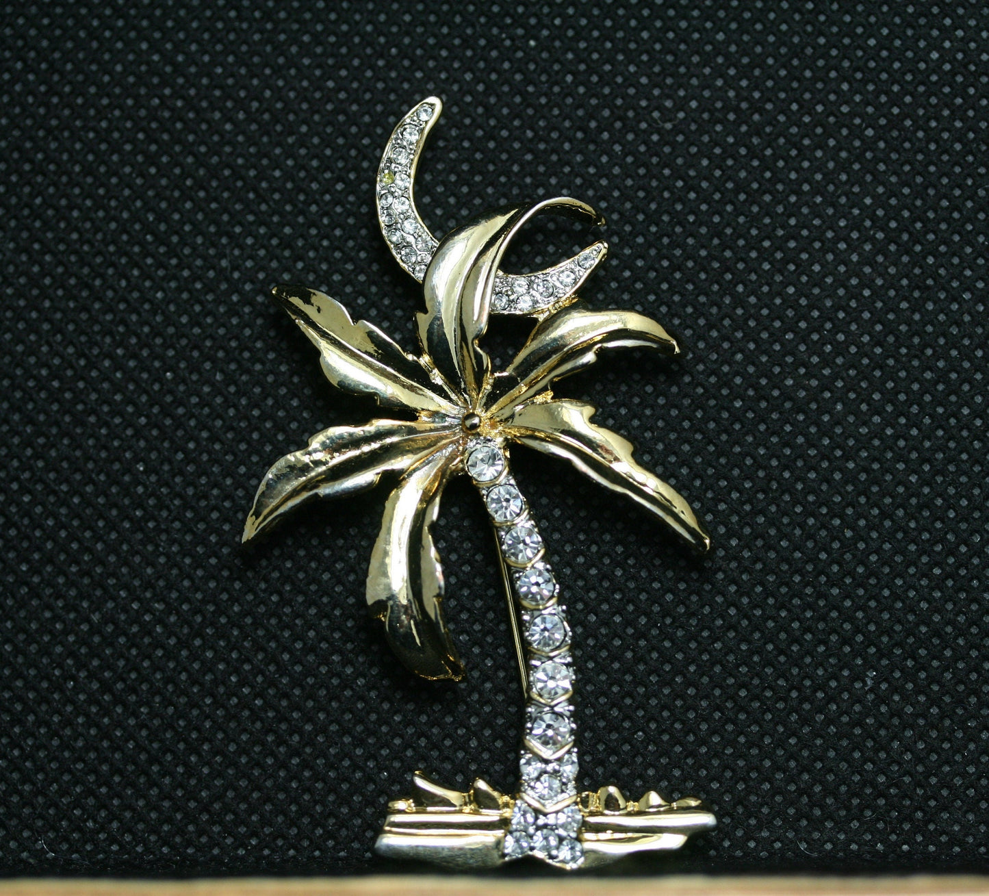 Vintage Rhinestone Palm Tree Pave Brooch Pin