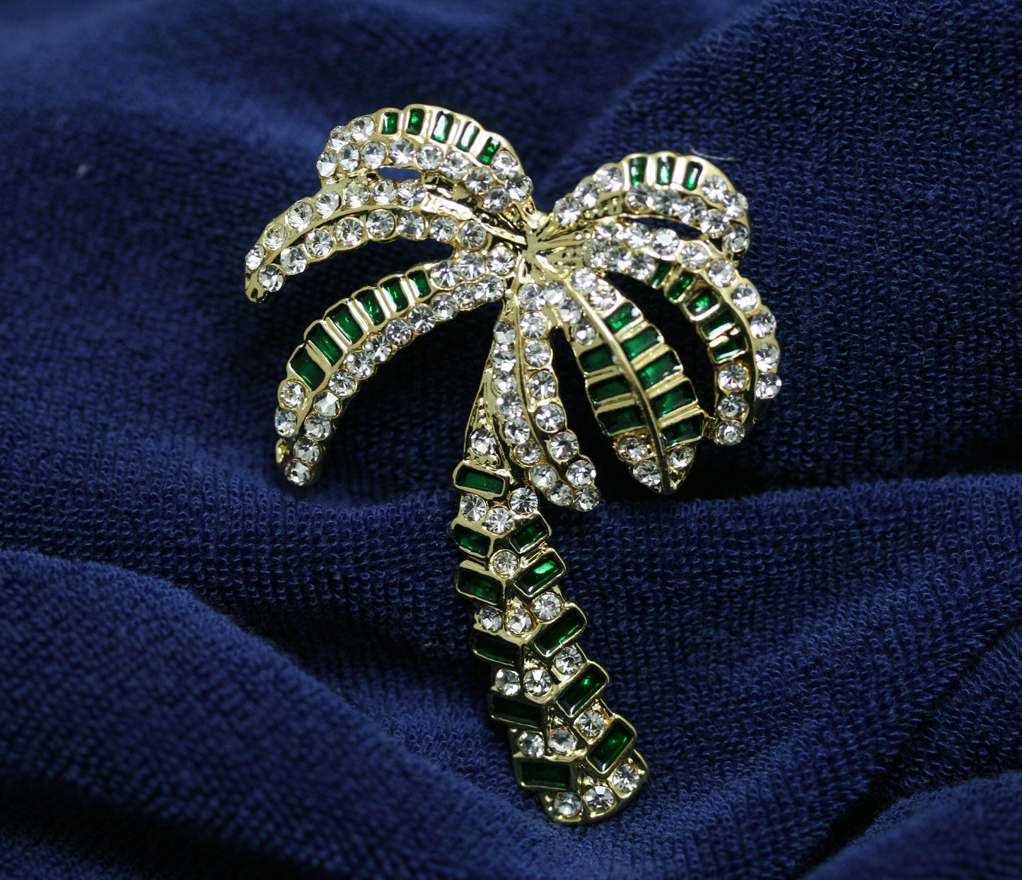 Vintage gold tone metal rhinestone palm tree brooch, Crystal palm tree pin