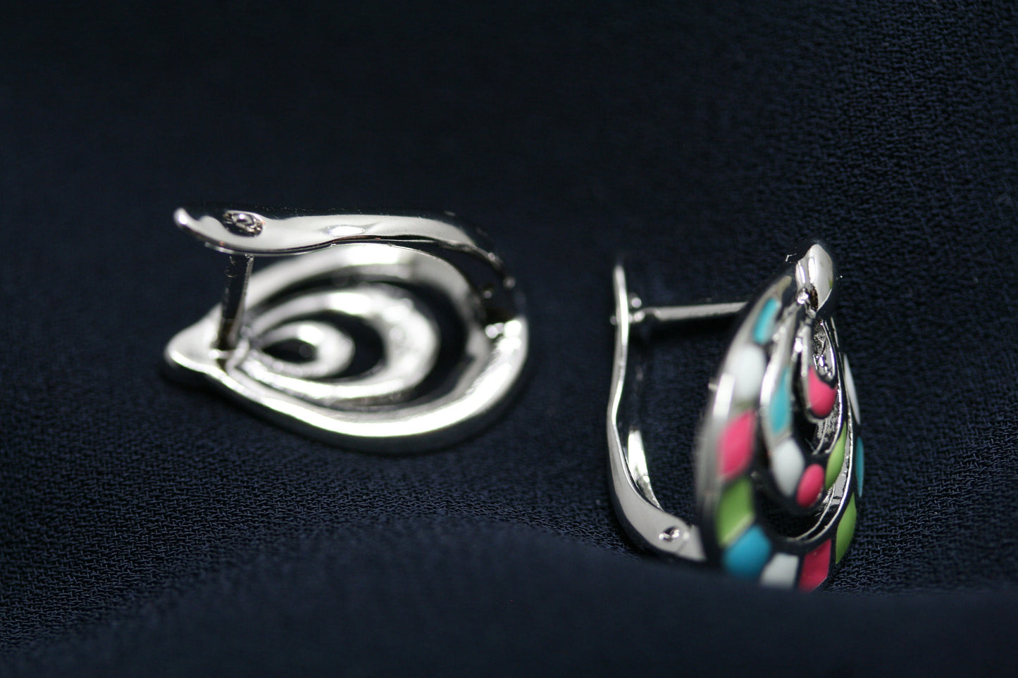 Silver-tone Enamel Teardrop Clip On Earrings | THE COLORS COLLECTION