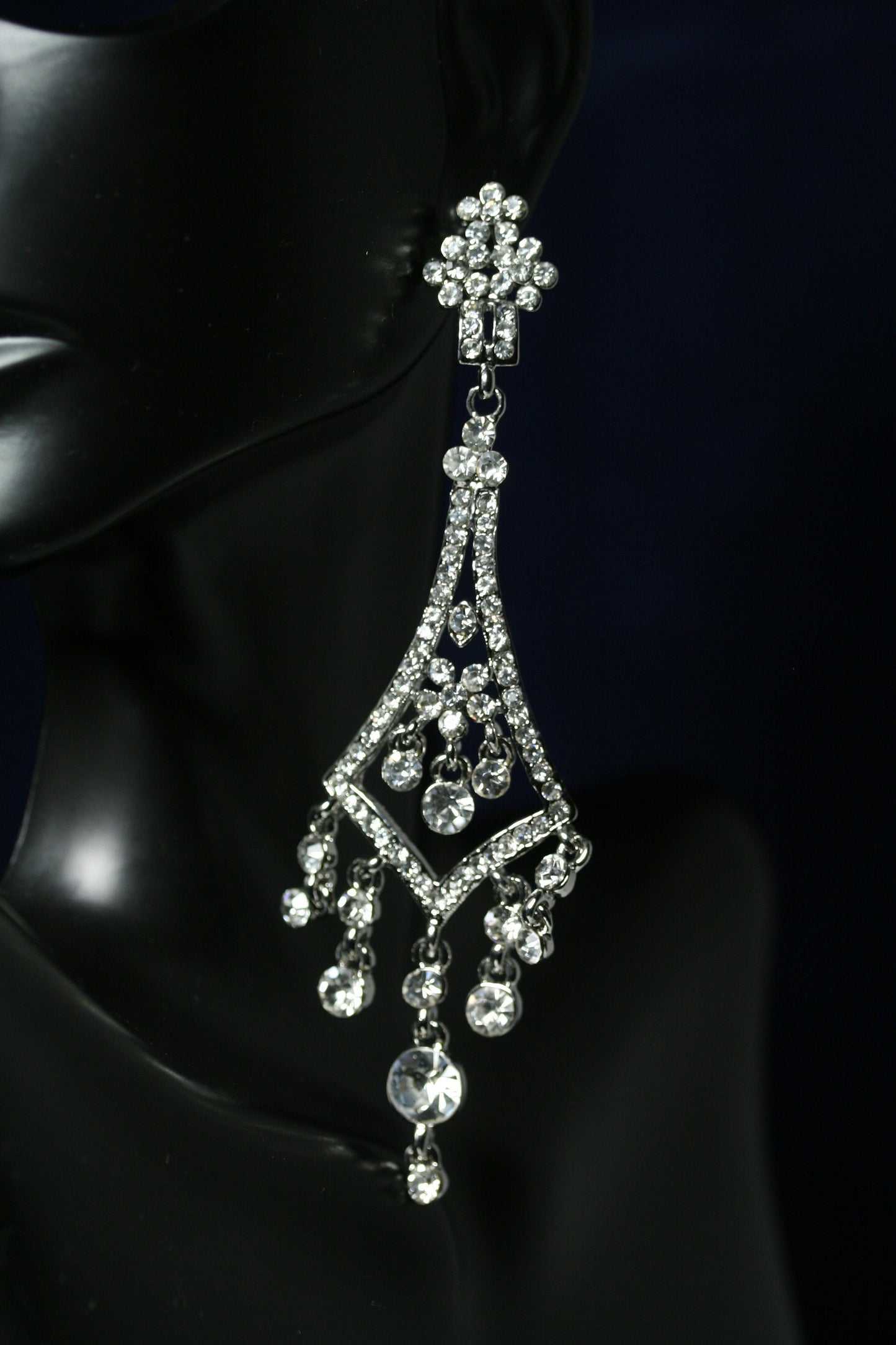 Dangling CHANDELIER DIAMOND EARRINGS Pierced in silver or gold clear rhinestones elegant bridal earrings Dazzle Crystal Fashion Jewelry