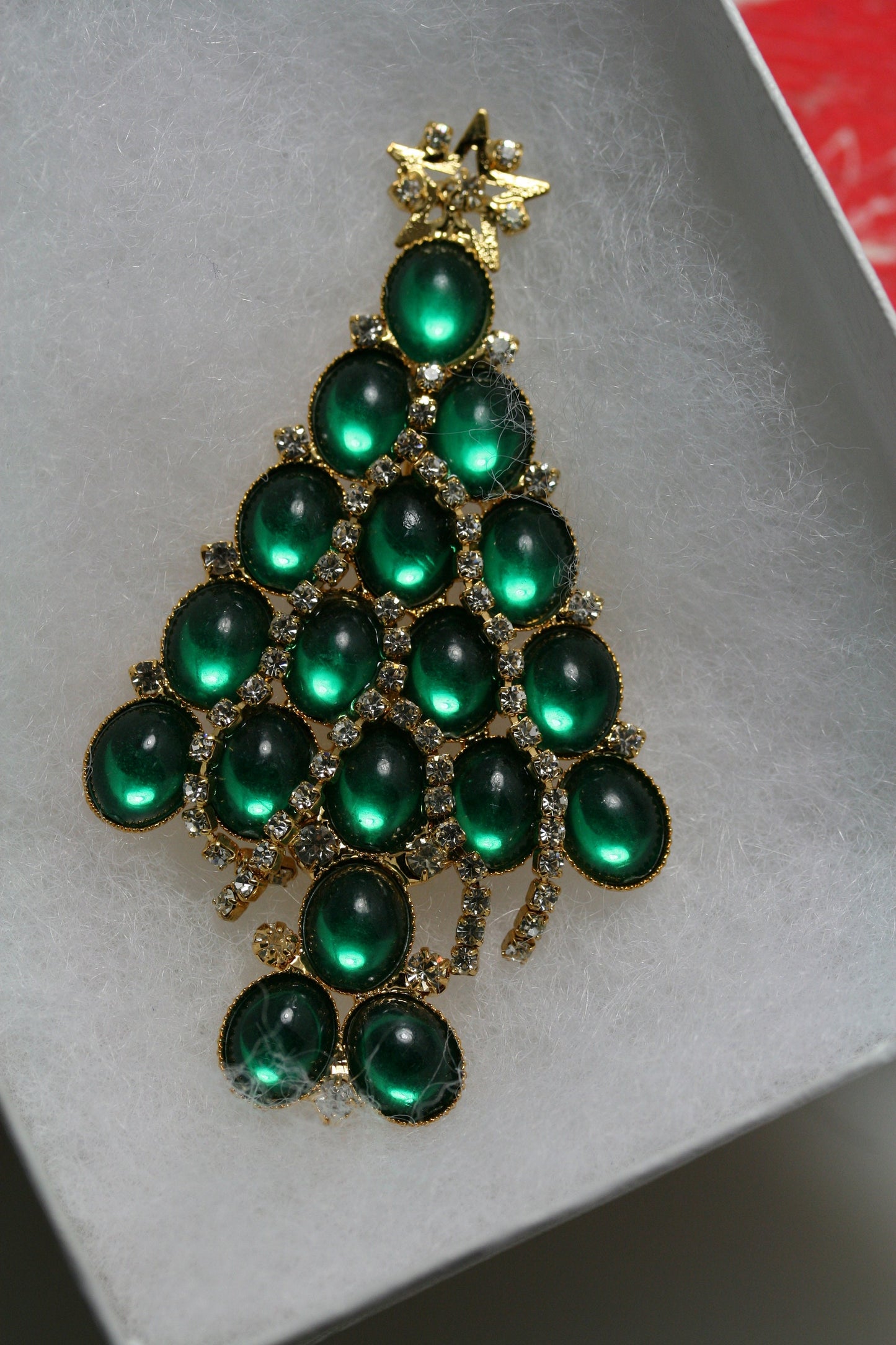 Vintage, Christmas Tree Brooch Pin, Traditionally Christmas Jewelry,